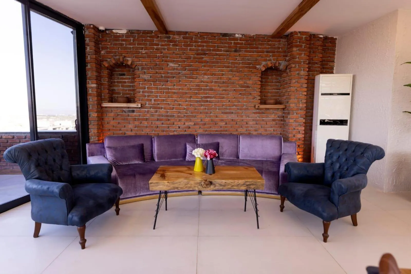 Seating area in işbilir hotel