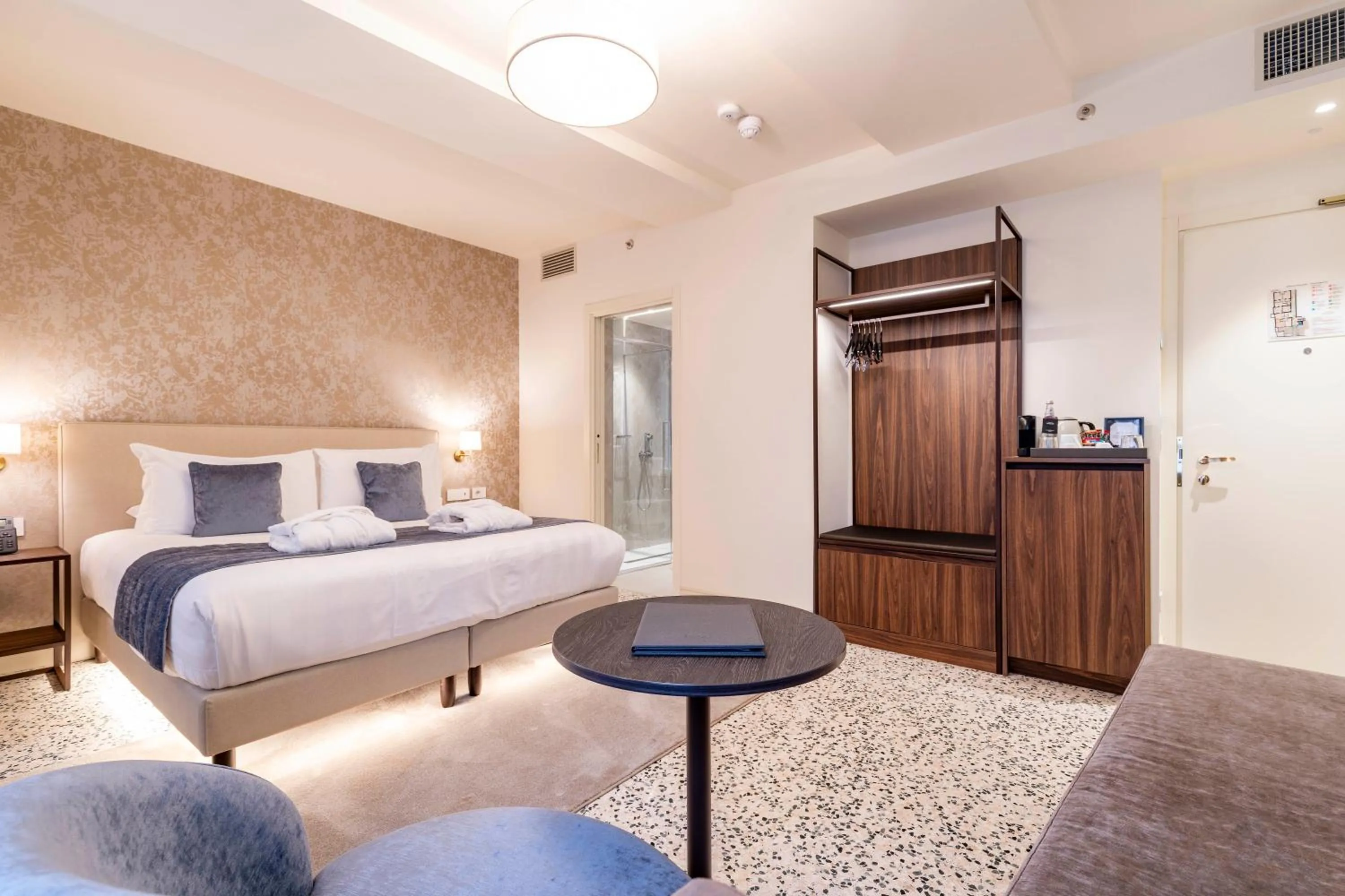 Bedroom, Bed in Palazzo Keller