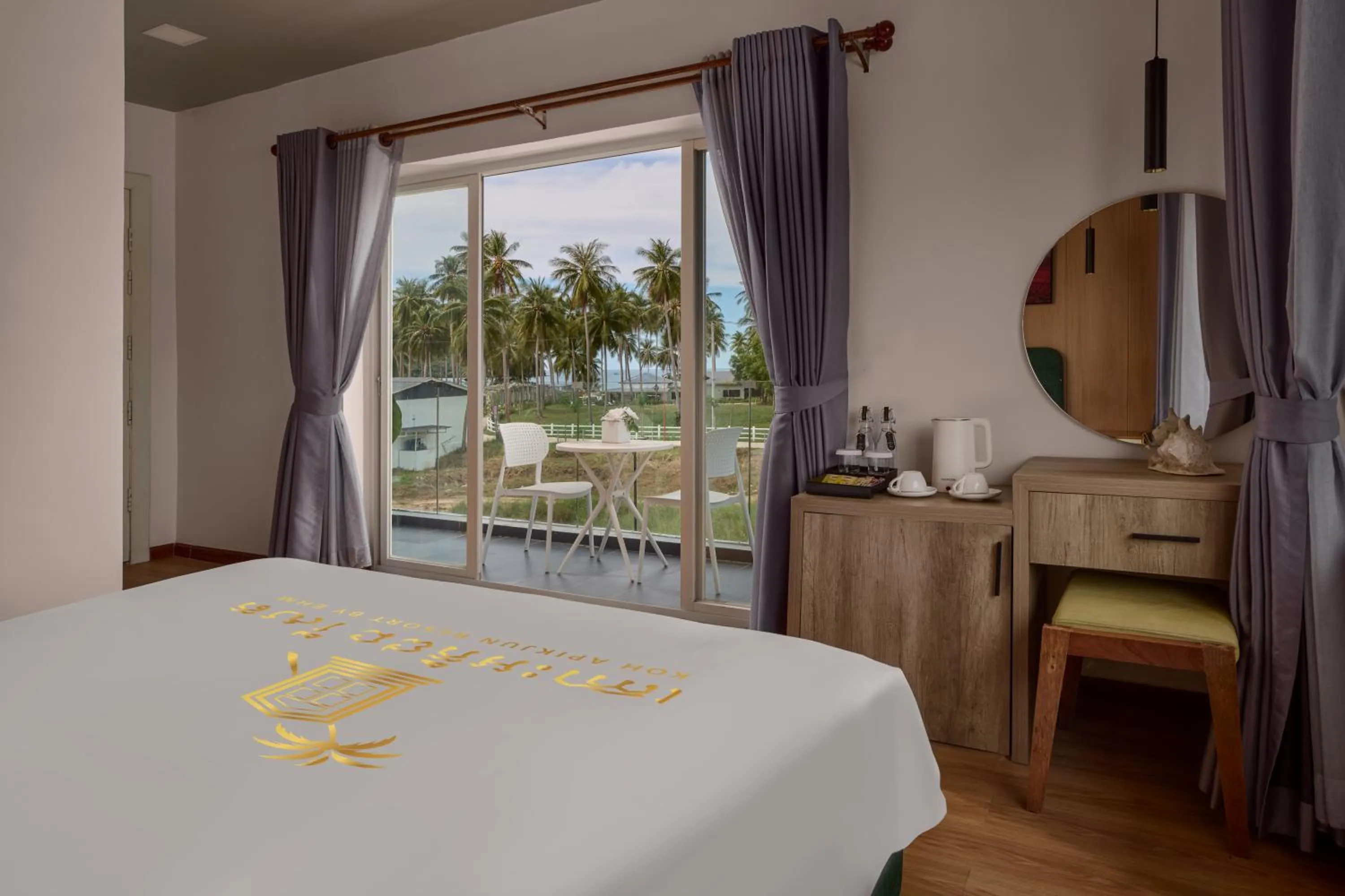 Bedroom, Bed in Koh Apikjun Resort by EHM