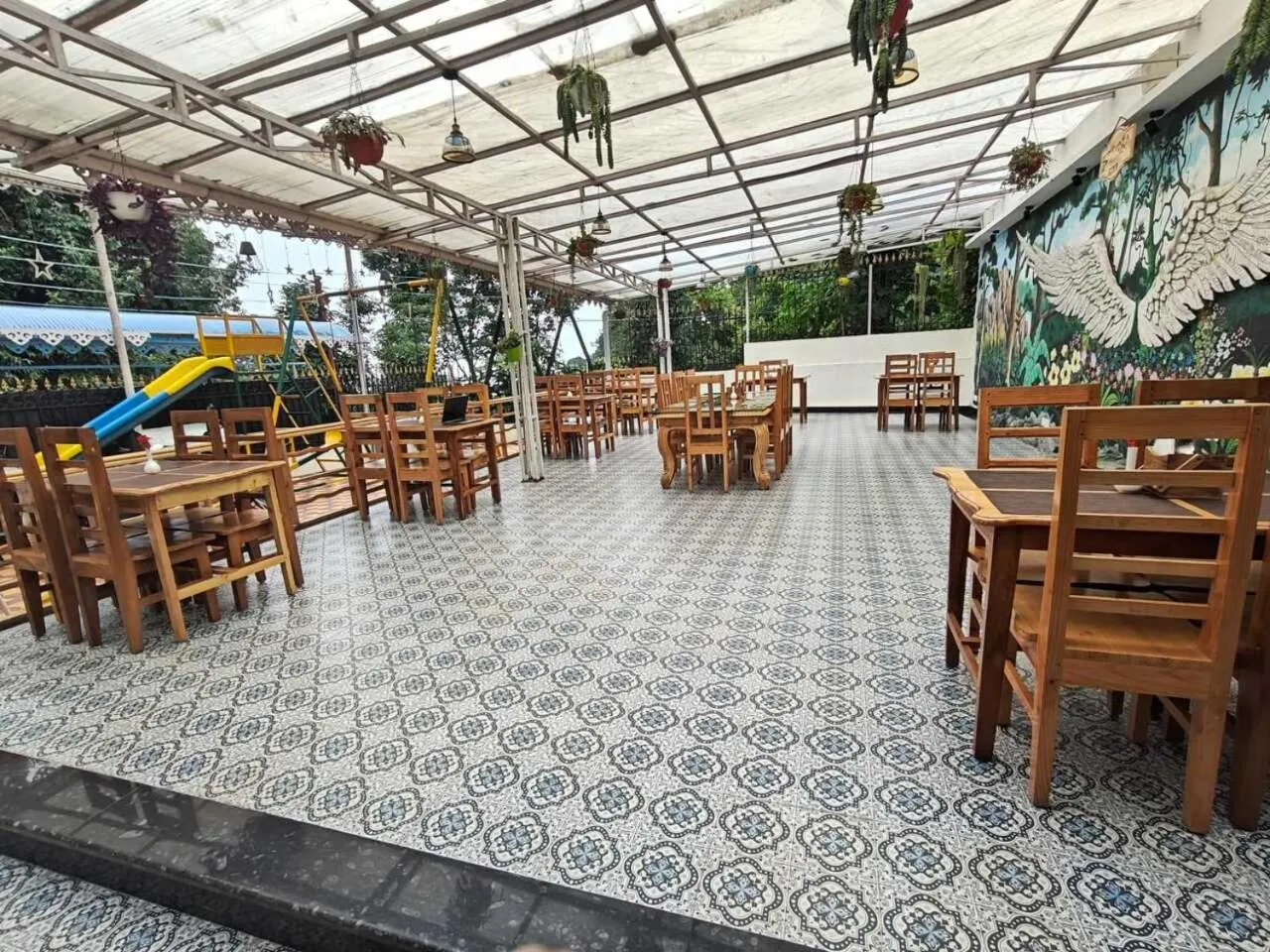 Restaurant/places to eat in Amaira Resort & Farms - Mirik, West Bengal