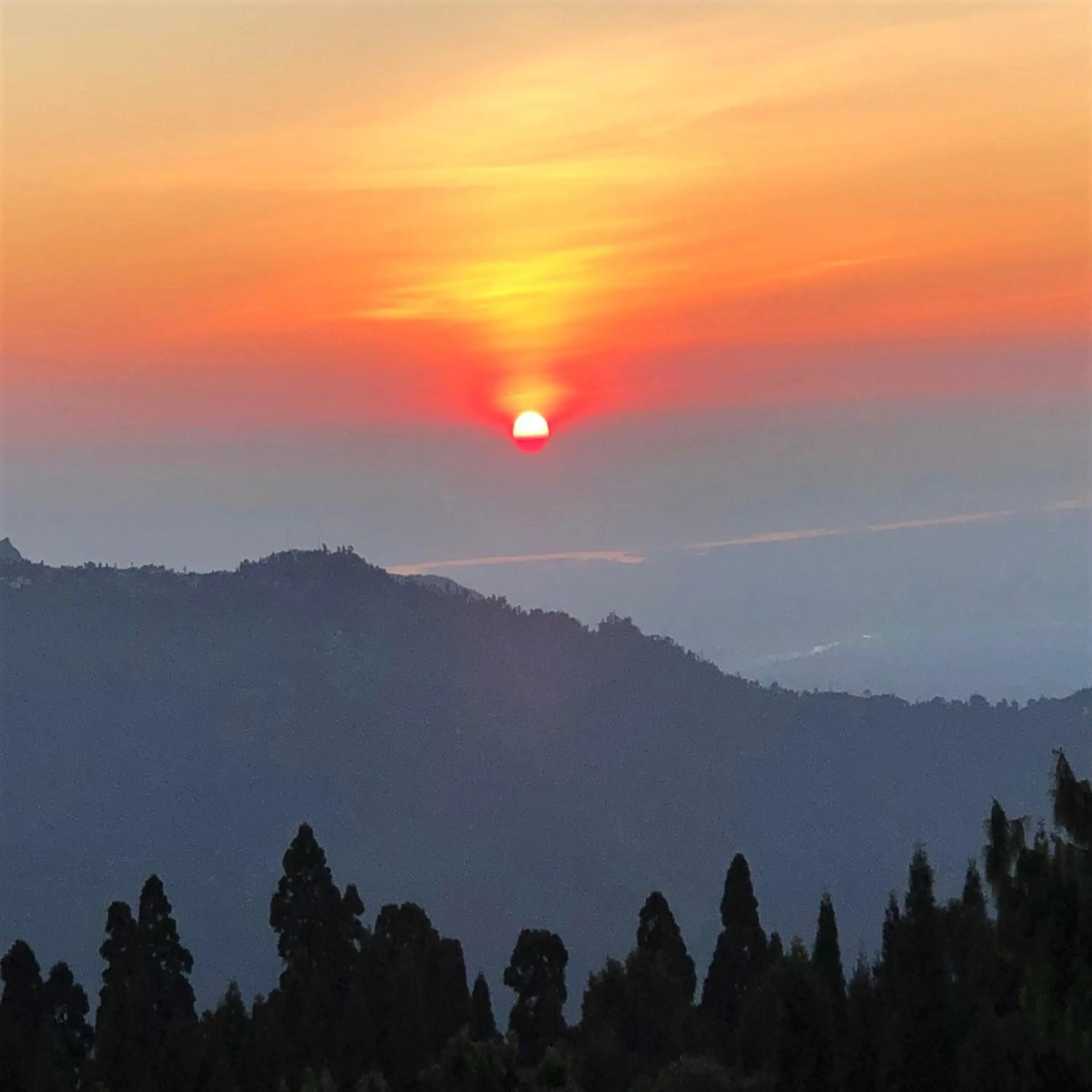 Sunrise in Amaira Resort & Farms - Mirik, West Bengal