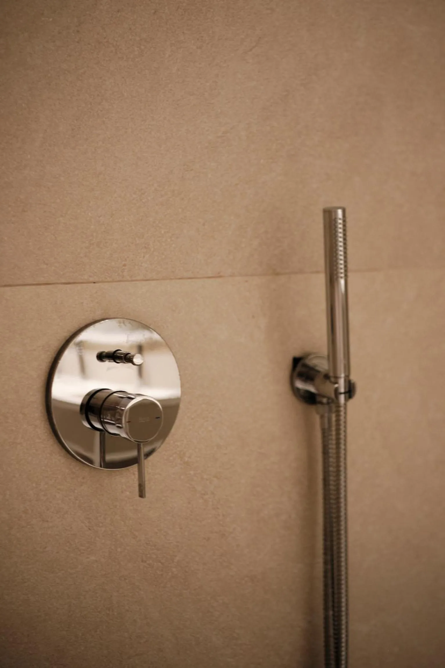 Shower in Prinsotel La Caleta