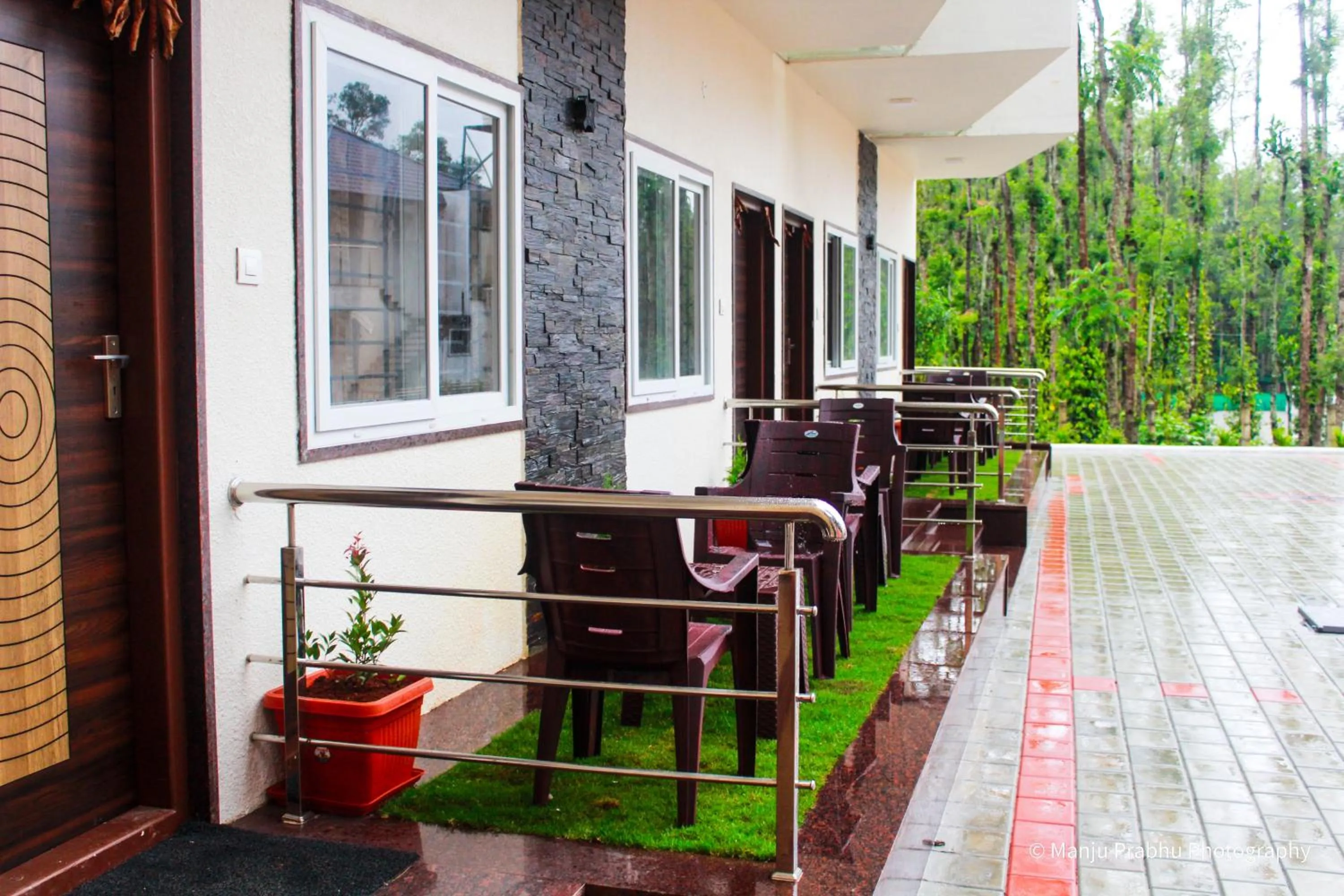 Property building in Kurinji Inn