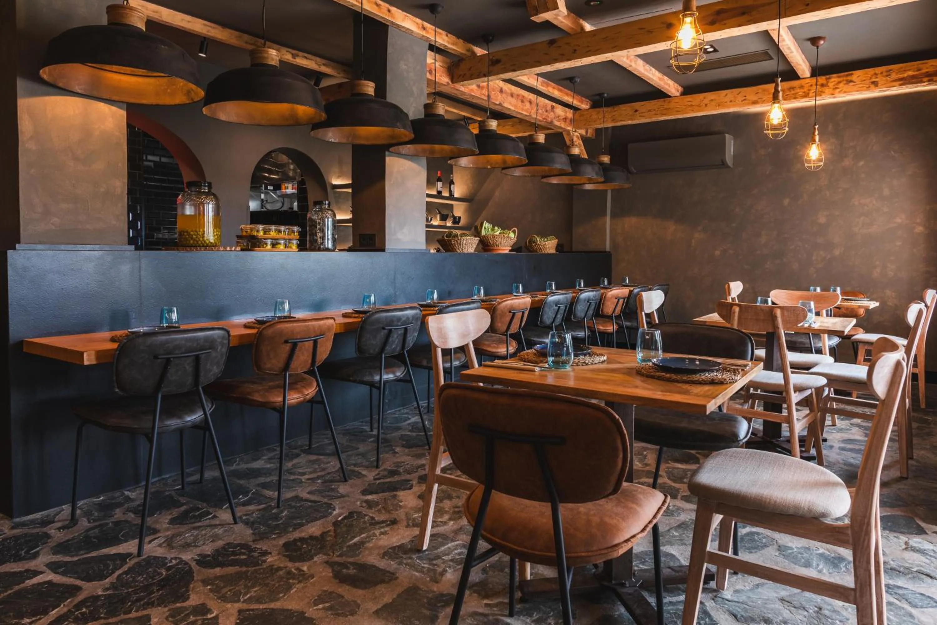 Restaurant/places to eat in Ona Lomas Village - La Manga Club