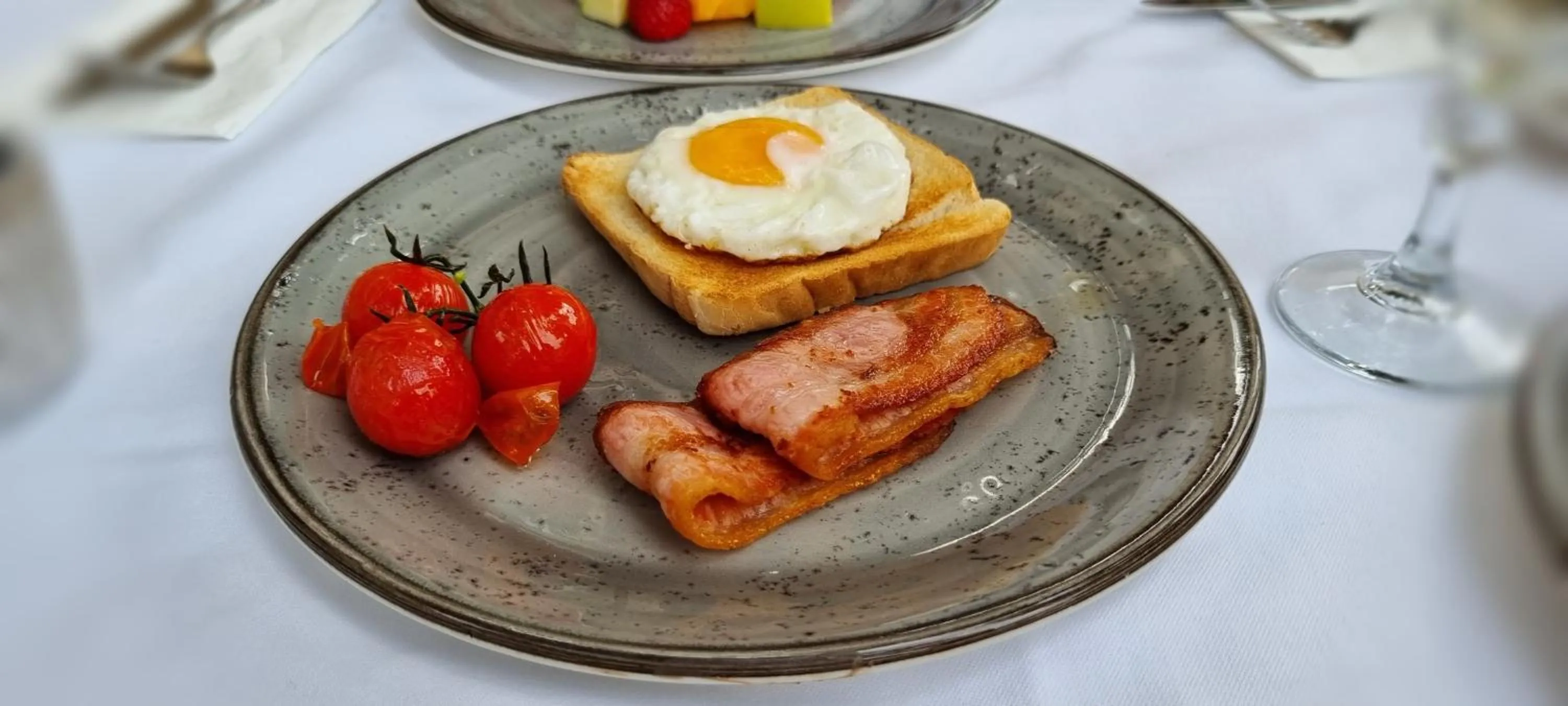 Breakfast, Food in L'Hostal Pollenca - Turisme Interior