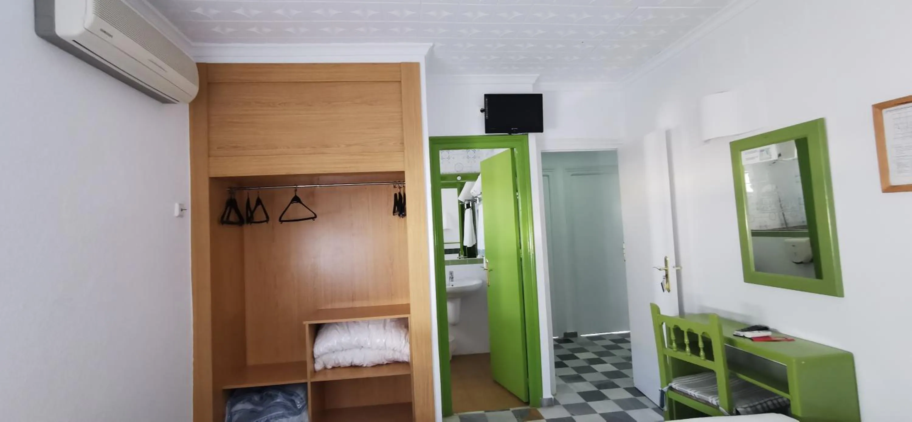 wardrobe in Hotel El Puntazo I