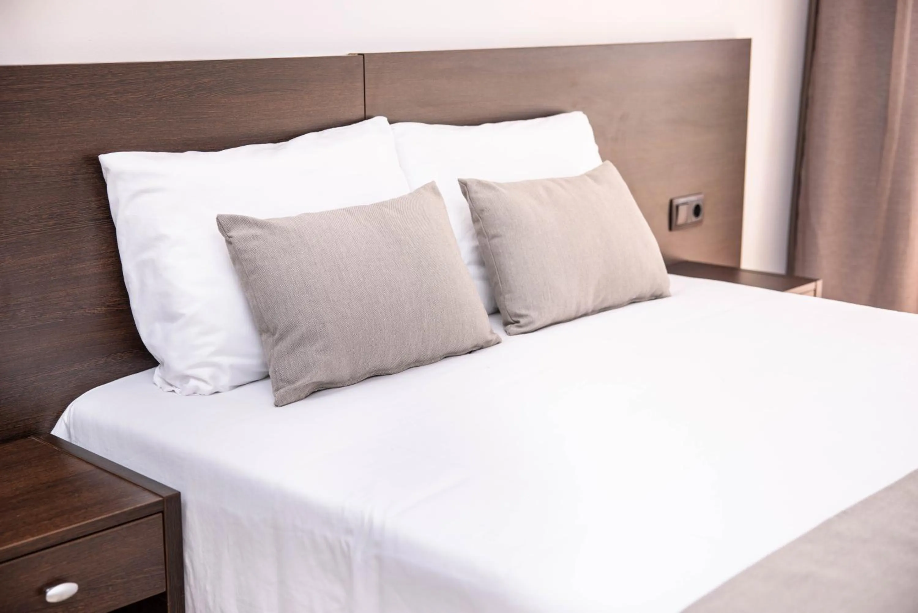 Bed in RVHotels GR92