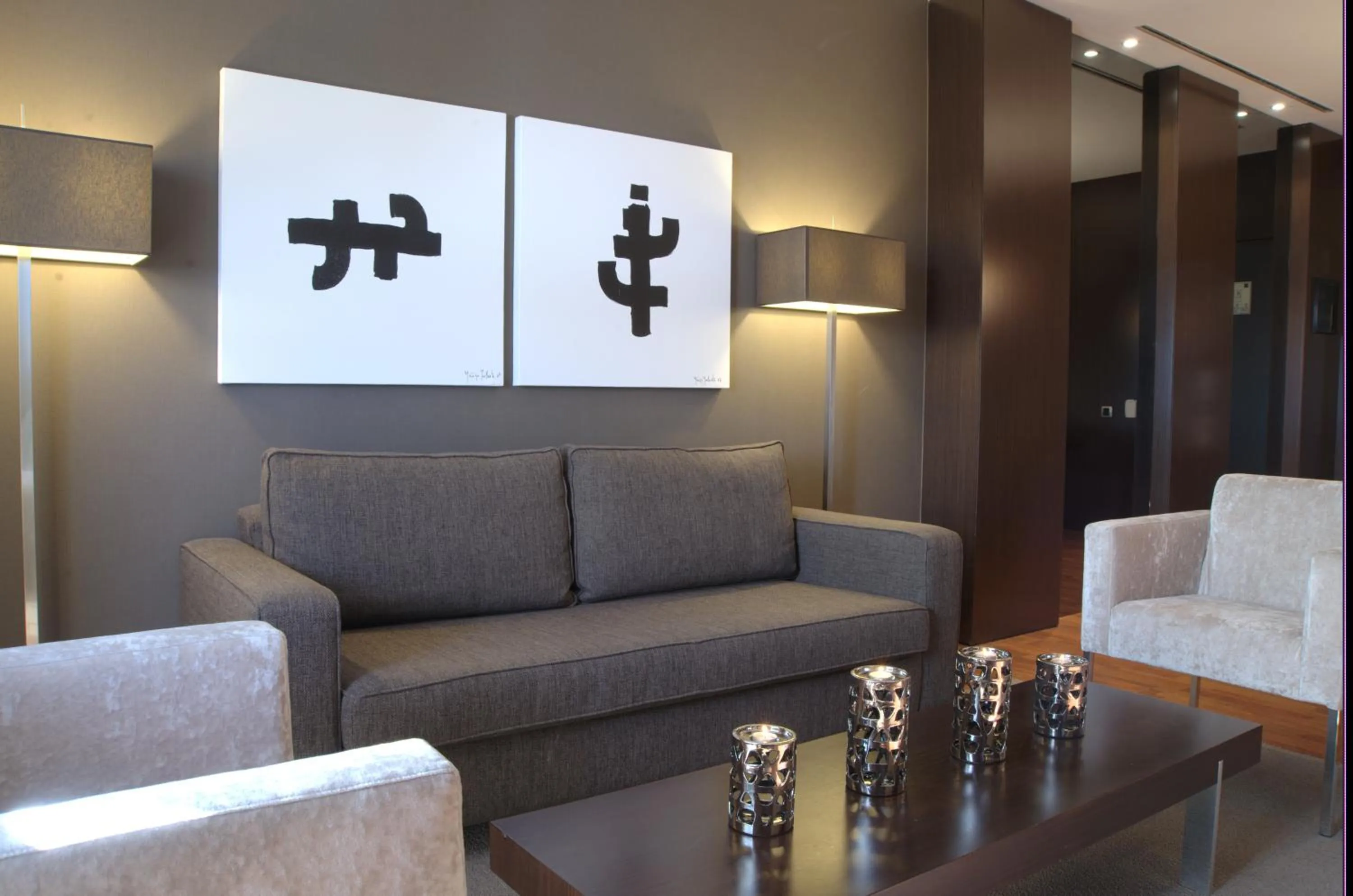 Lounge or bar in Hotel Zenit Pamplona