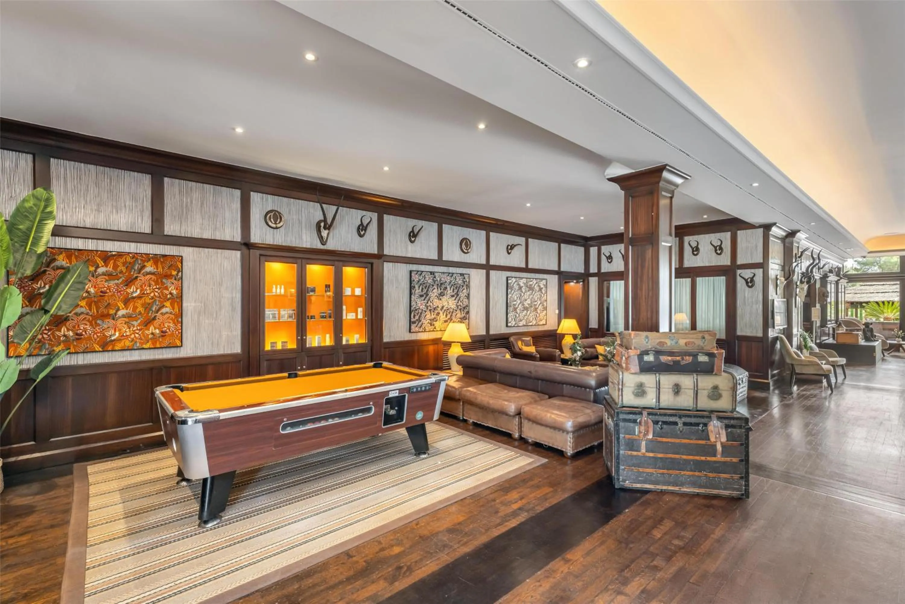 Lobby or reception in Lindner Hotel Mallorca Portals Nous, part of JdV by Hyatt