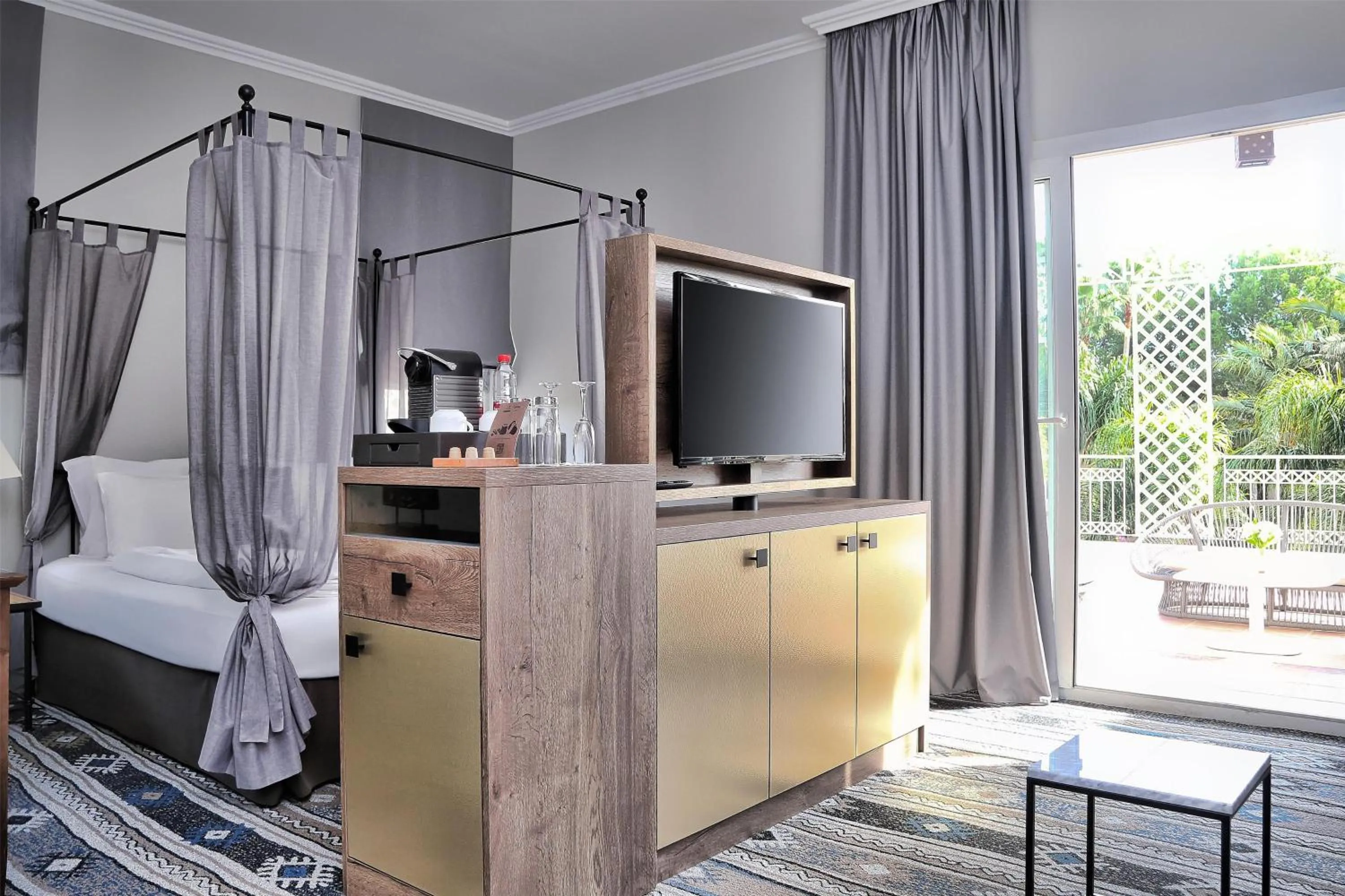 Bedroom, Bed in Lindner Hotel Mallorca Portals Nous, part of JdV by Hyatt