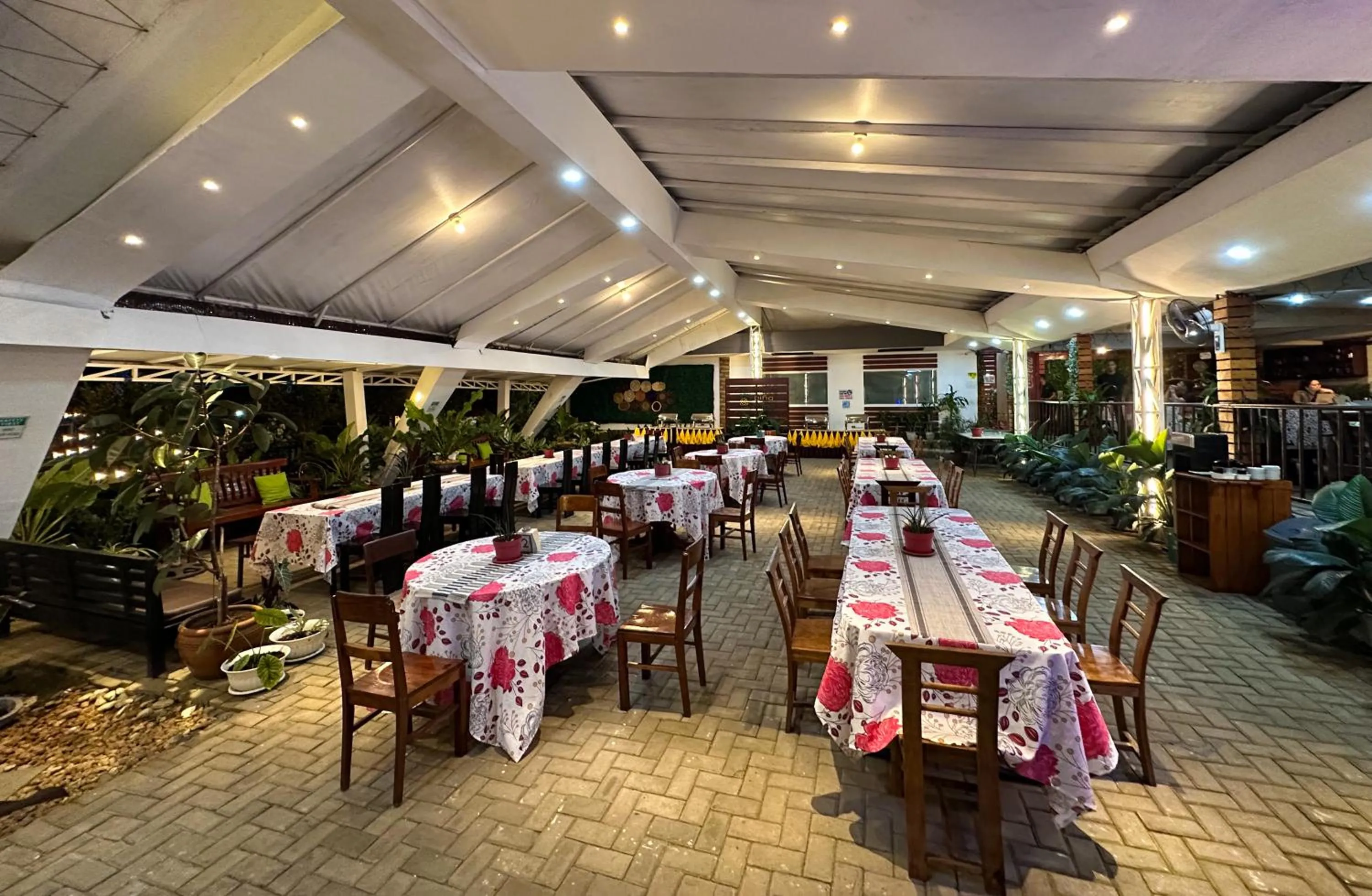 Restaurant/places to eat in Piña Colina Resort