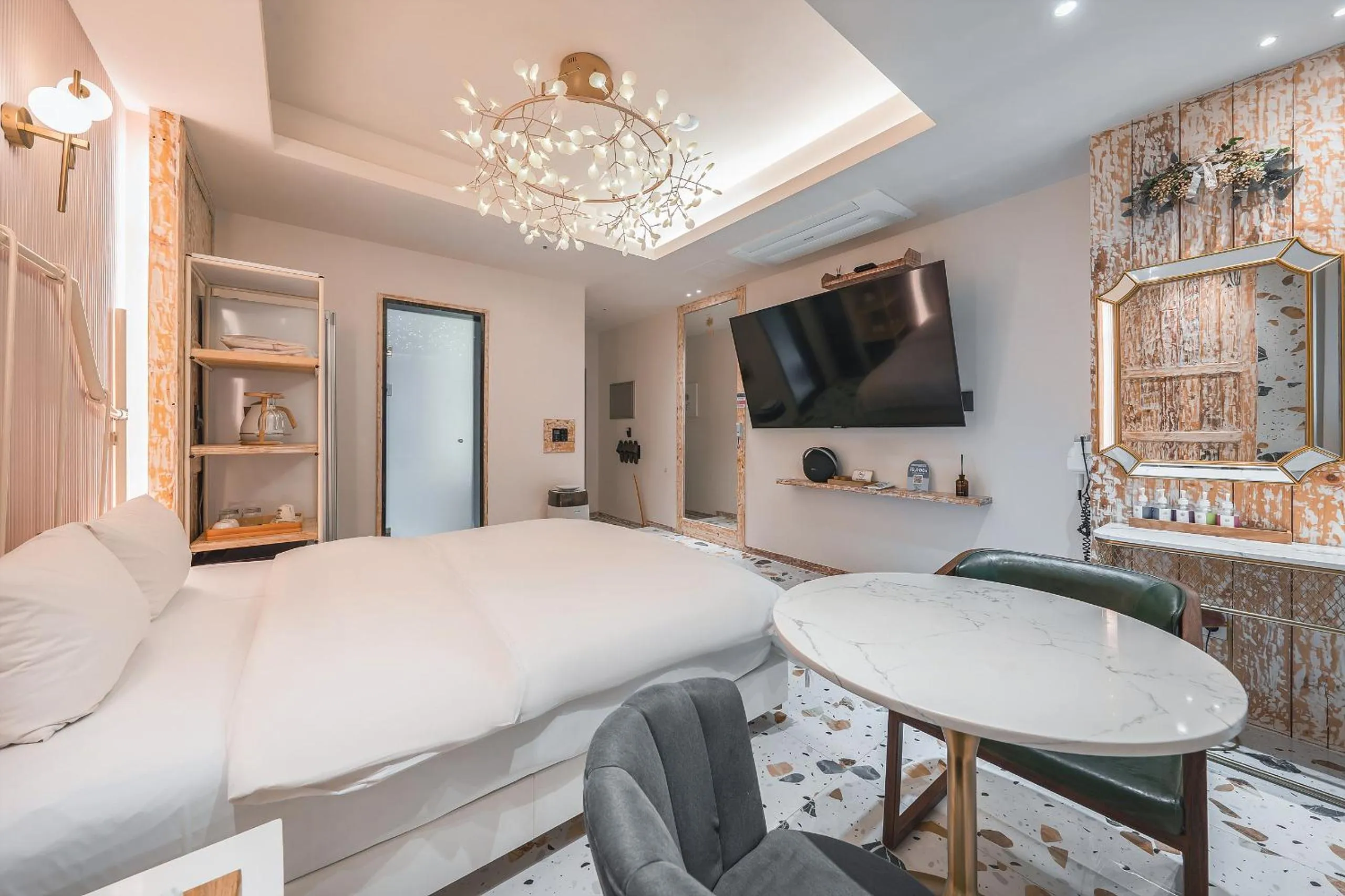 Bed in Daegu February Hotel Lions Park