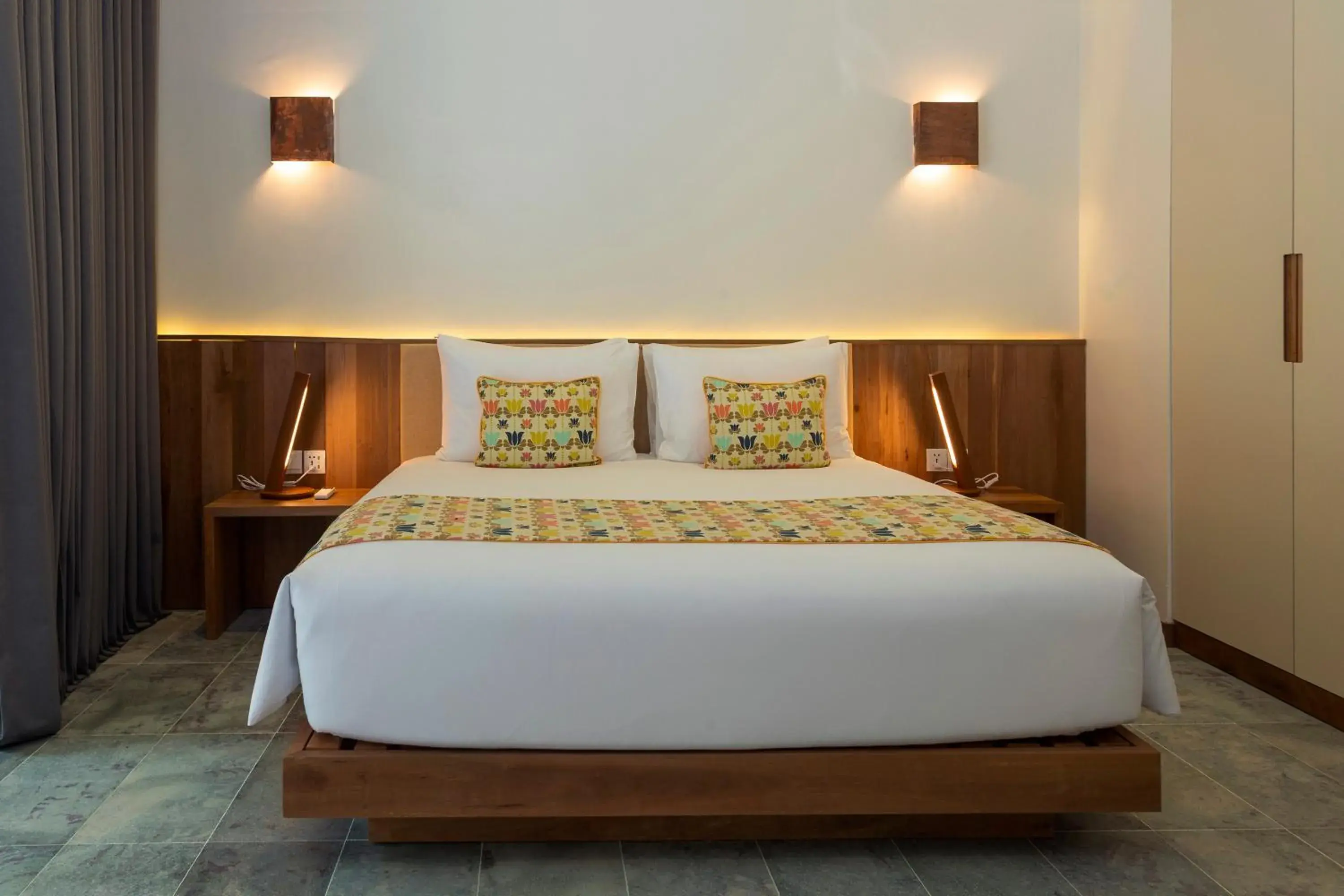 Two-Bedroom Villa in ISLAND CENTER POINT Two-Bedroom Villa in ISLAND CENTER POINT