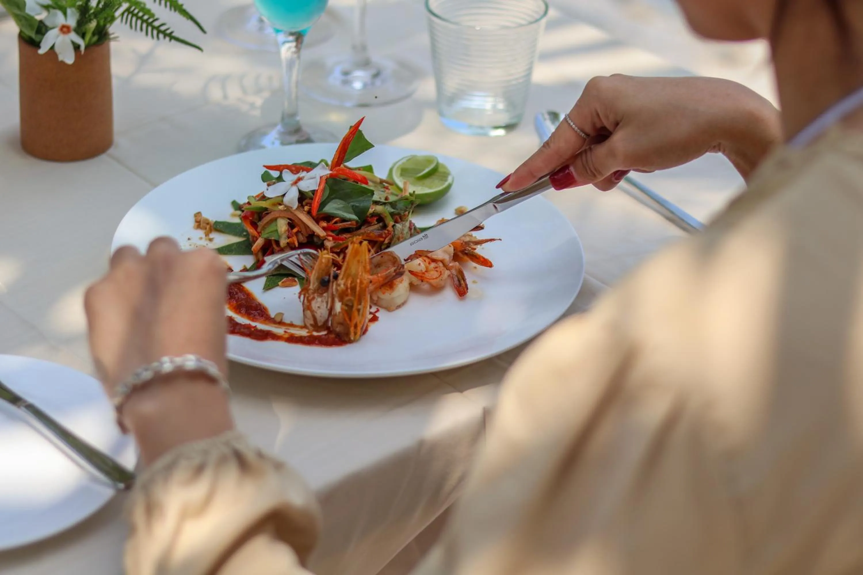 Food and drinks in ISLAND CENTER POINT