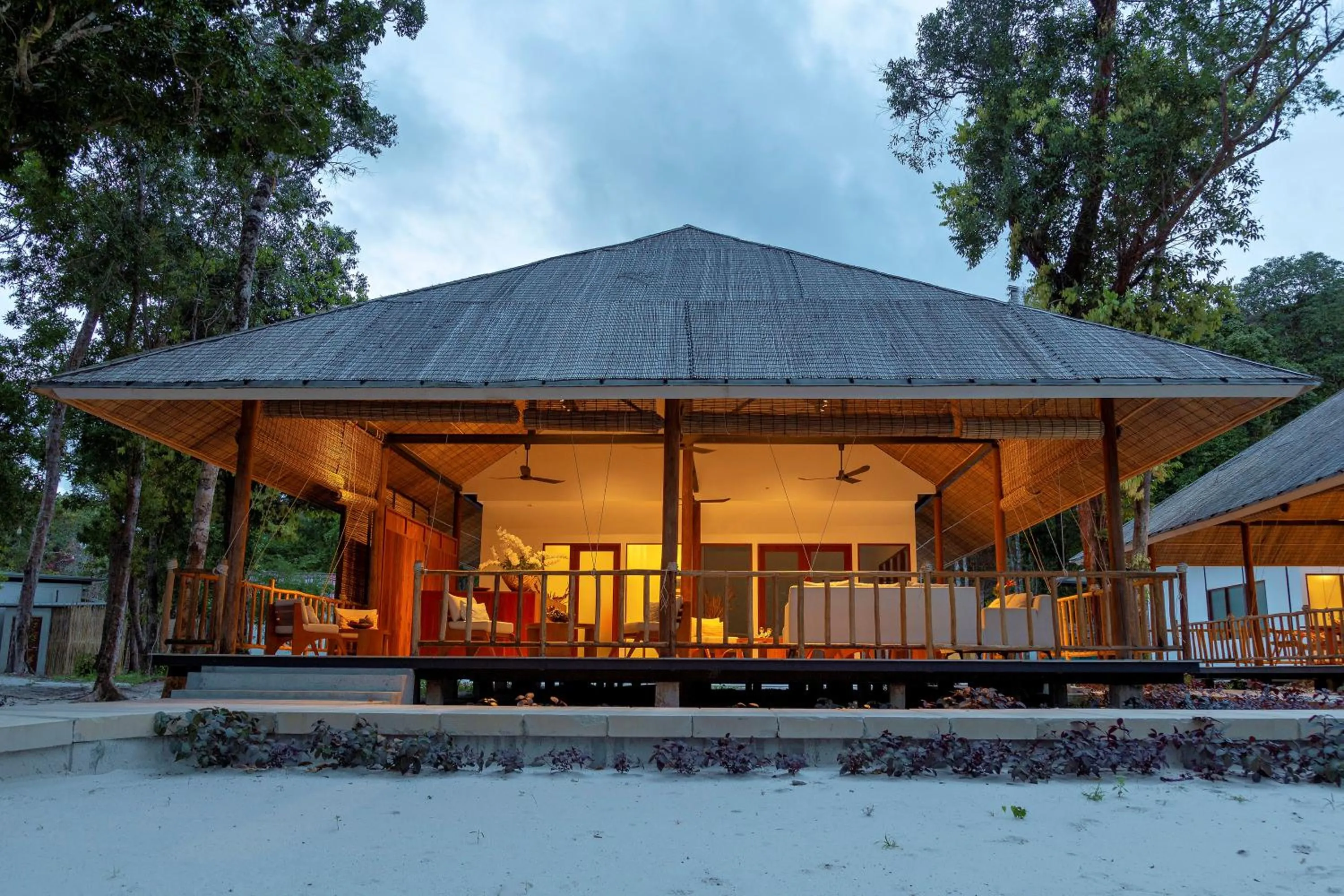 Lobby or reception in ISLAND CENTER POINT