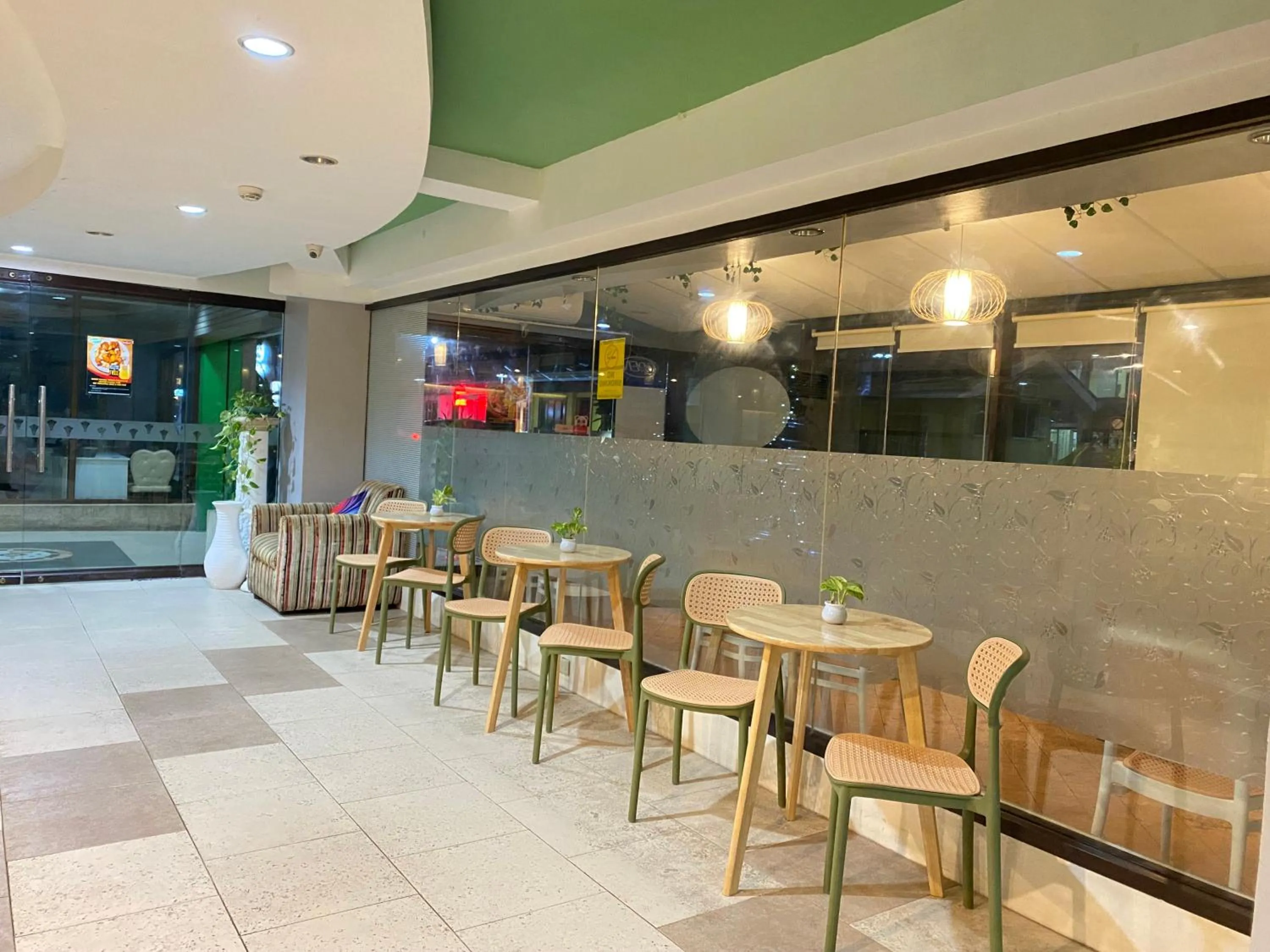 Lobby or reception in Cebu Century Plaza Hotel