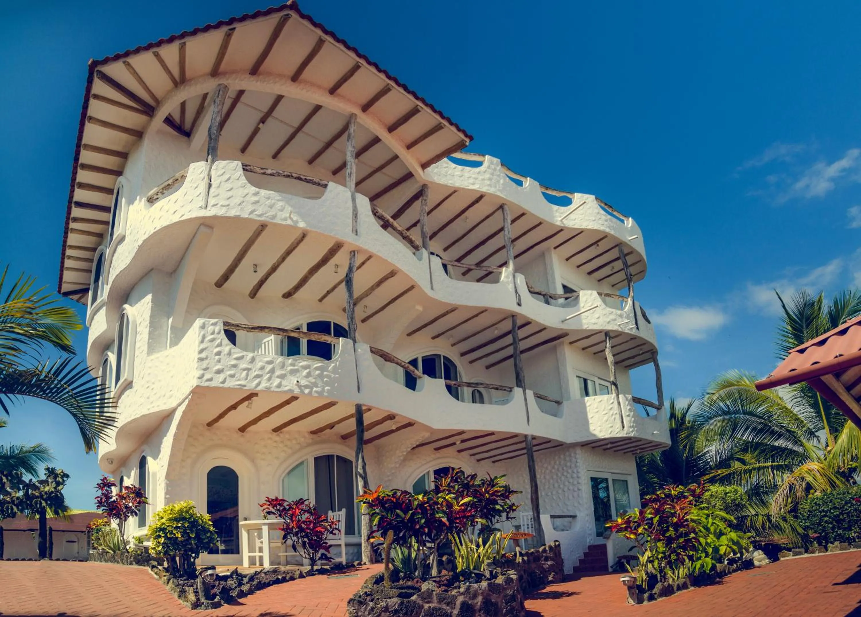 Property building in Hotel Angermeyer Waterfront Inn