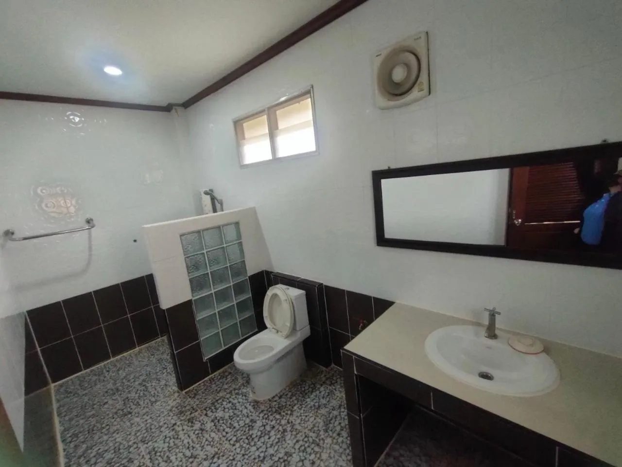 Toilet in Chatchawan Resort