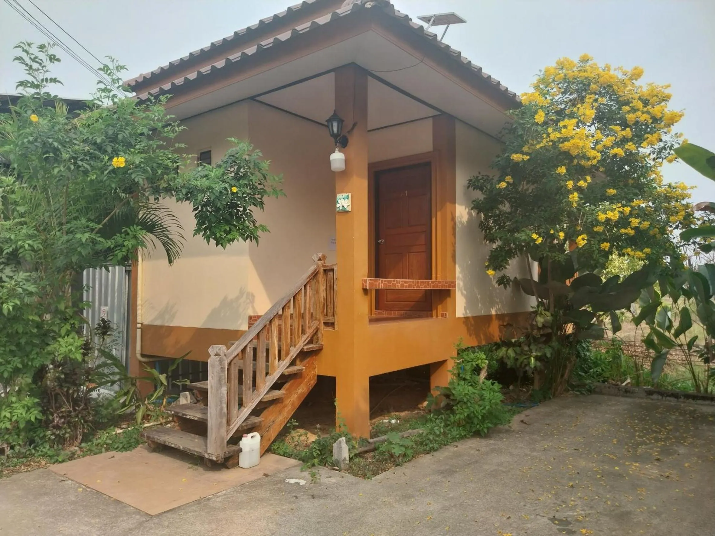 Property building in Chatchawan Resort