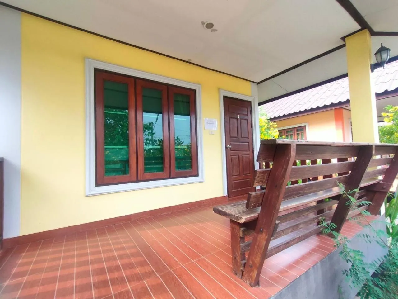 Patio in Chatchawan Resort