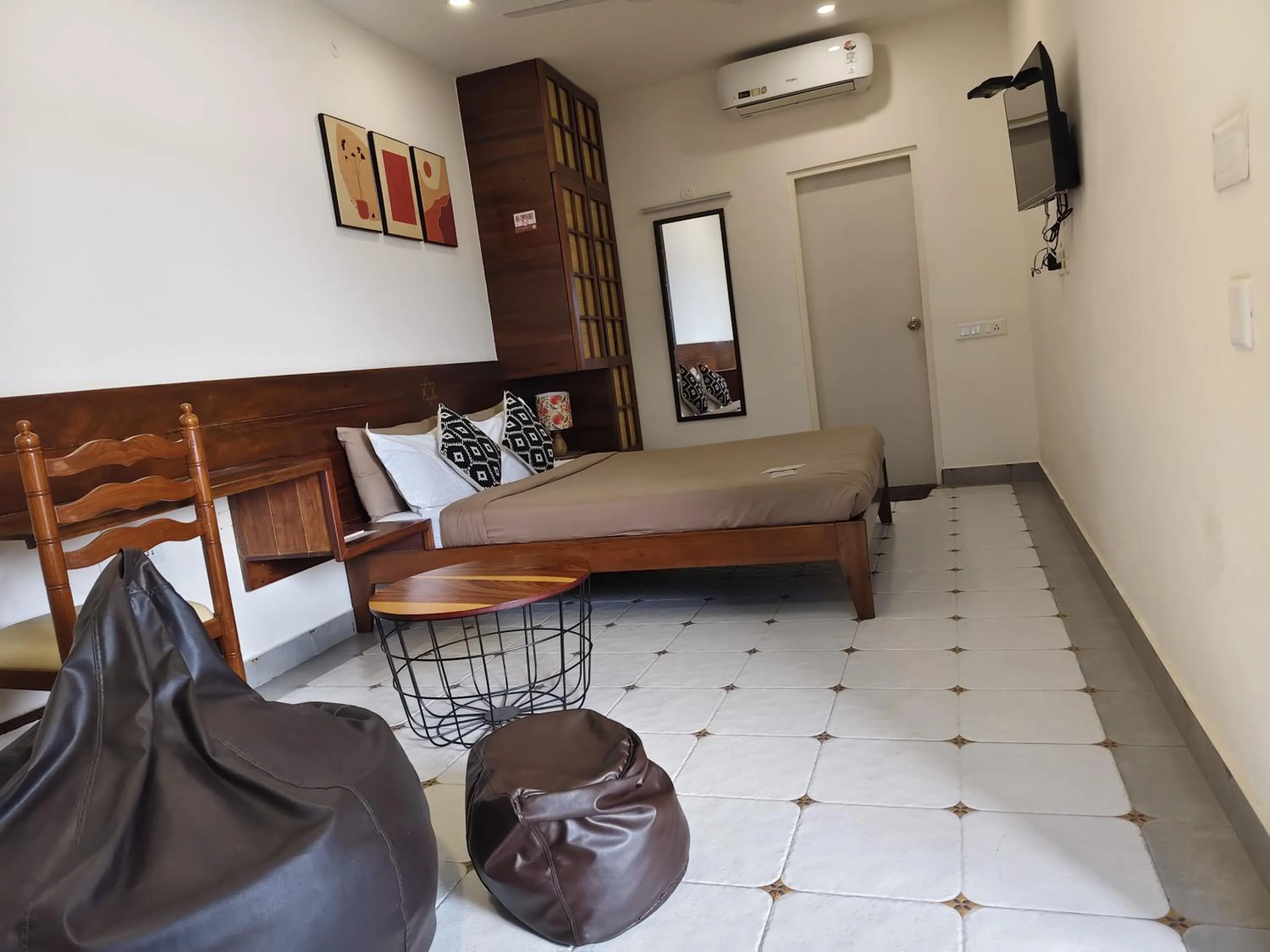 Photo of the whole room, Bed in Casa Mel