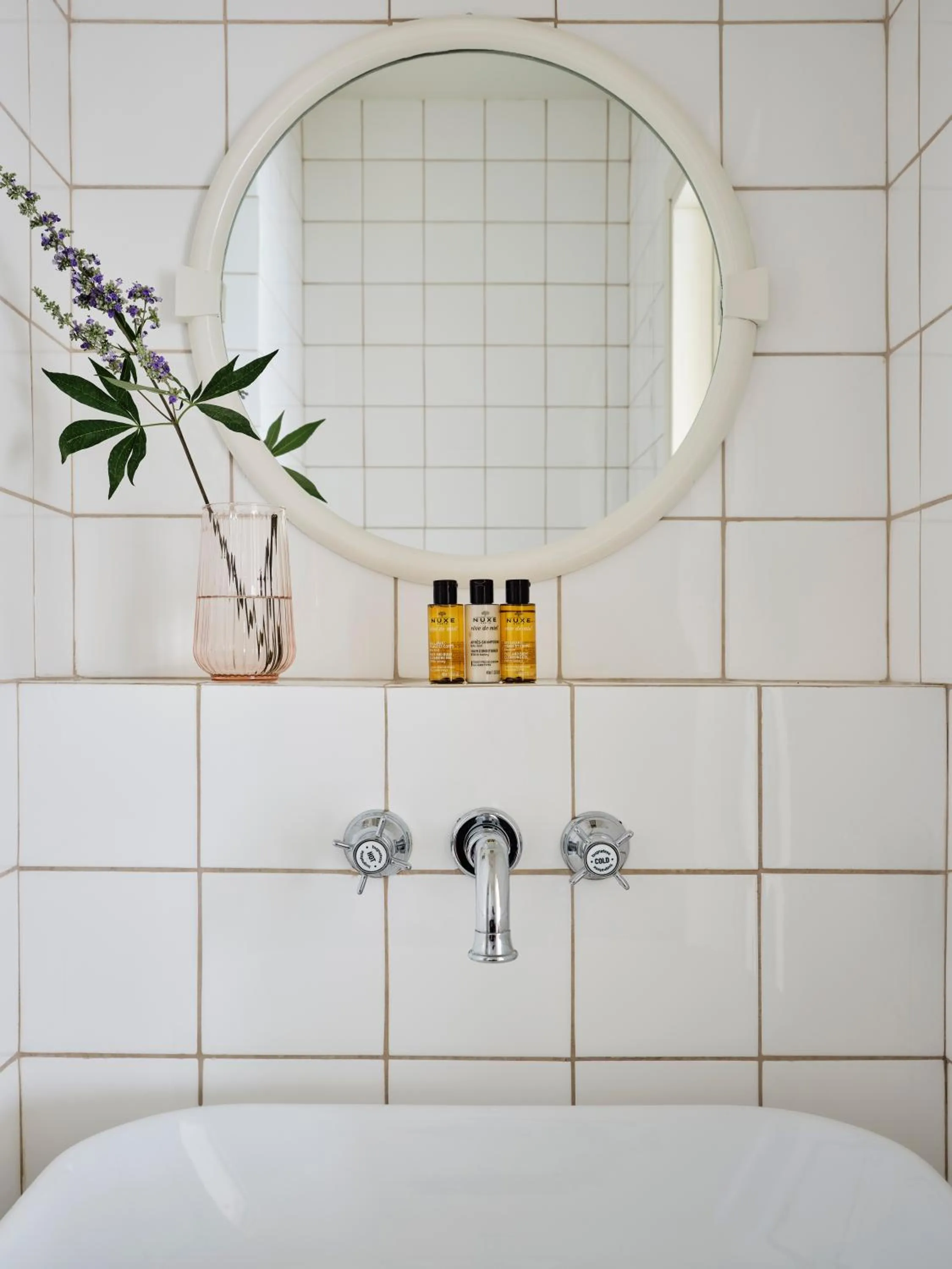 Bathroom in Apollo Palm Hotel