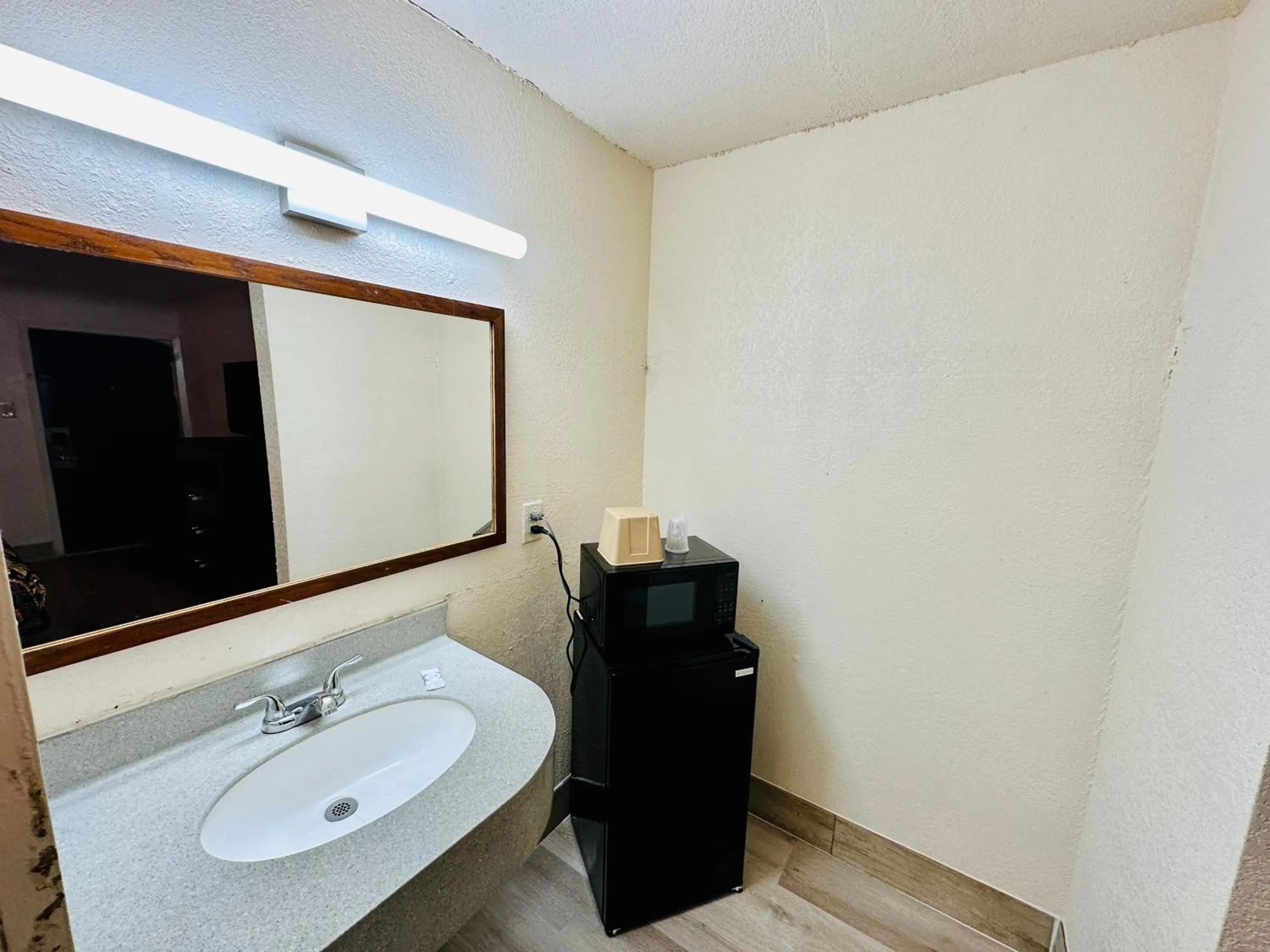 Bathroom in Economy Inn