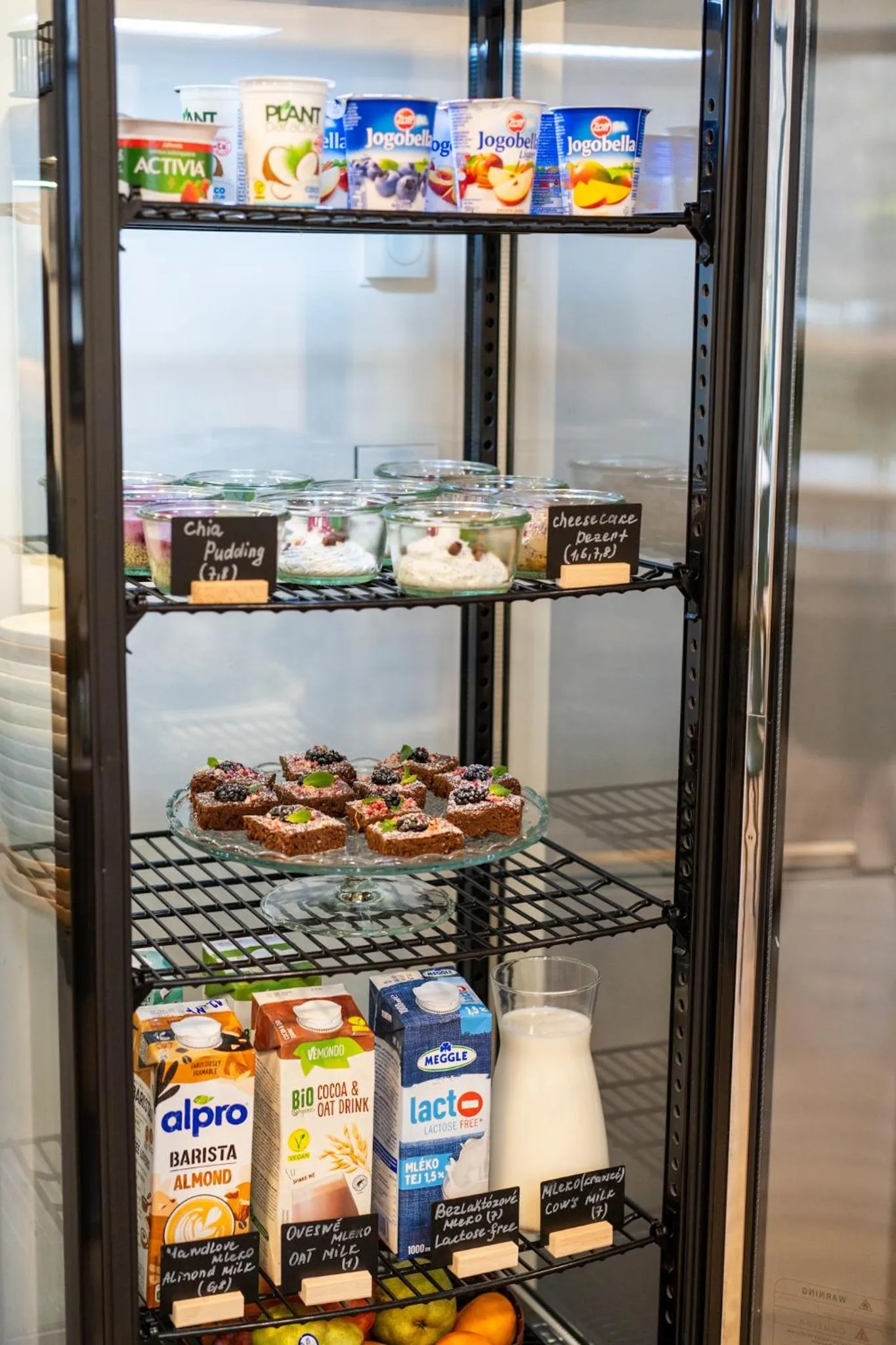 Breakfast in Aparthotel Na Klenici