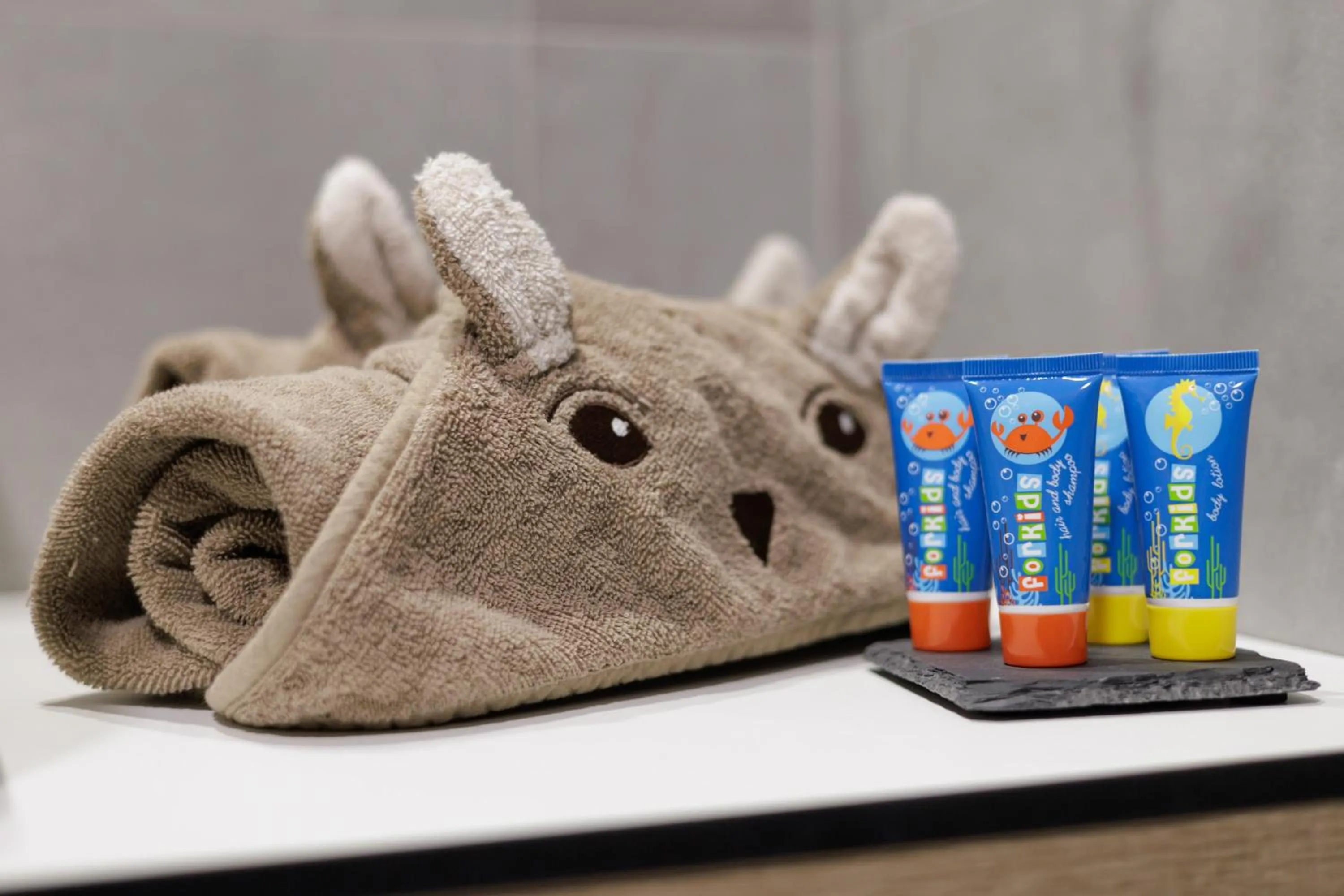 children in Aparthotel Na Klenici