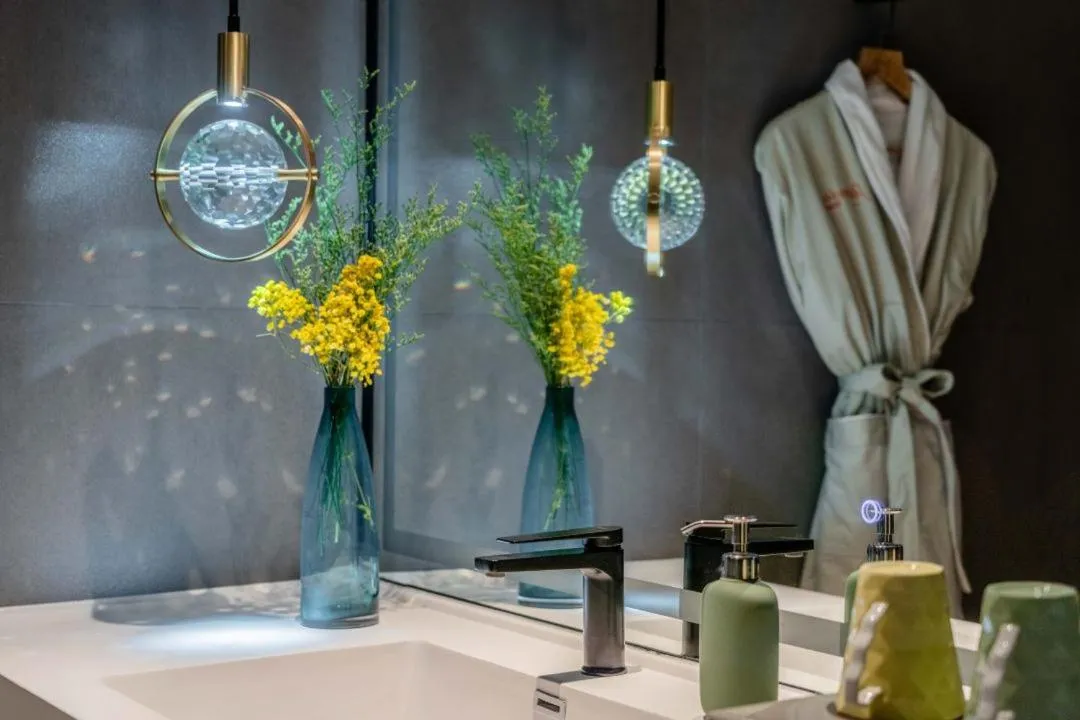 Bathroom in Pagoda Hotel Chengdu Taikoo Li