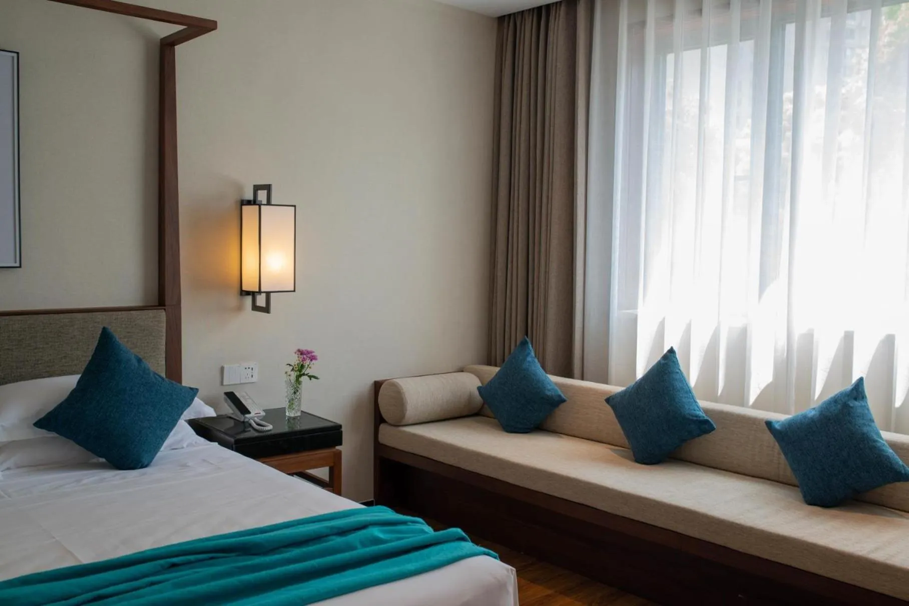 Bed in SSAW Boutique Hotel Shanghai Huangpu River