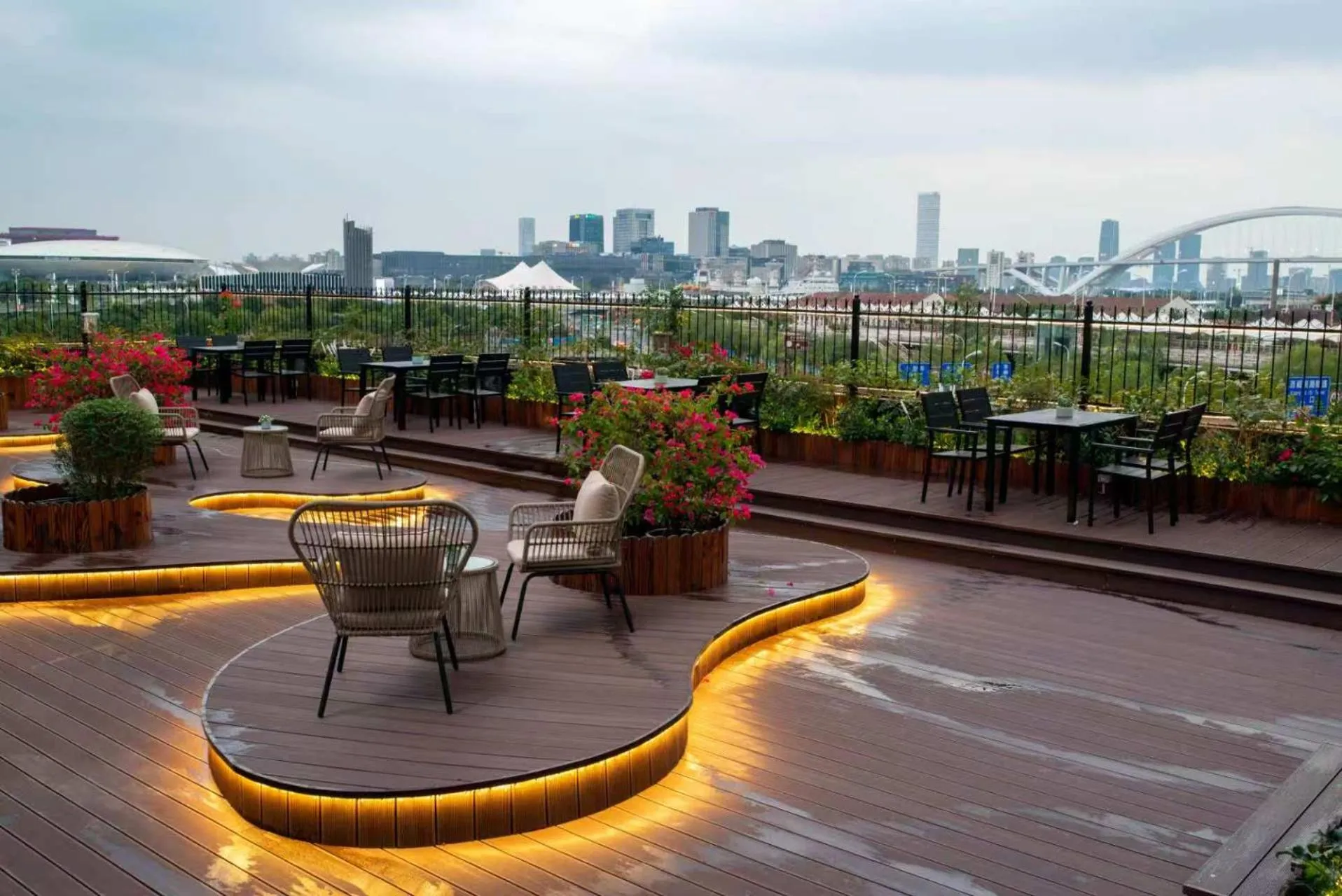 Balcony/Terrace in SSAW Boutique Hotel Shanghai Huangpu River