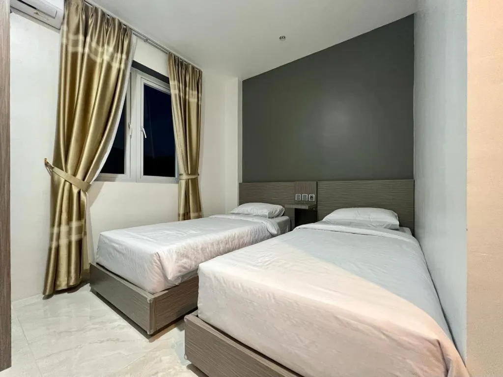 Bedroom, Bed in PURNAMA BALIGE HOTEL