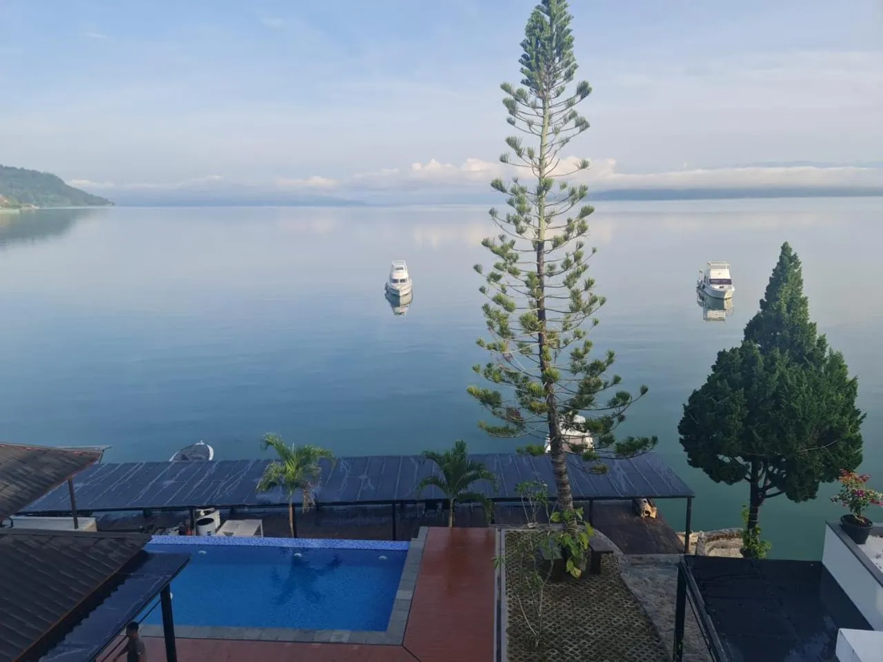 Lake view in PURNAMA BALIGE HOTEL