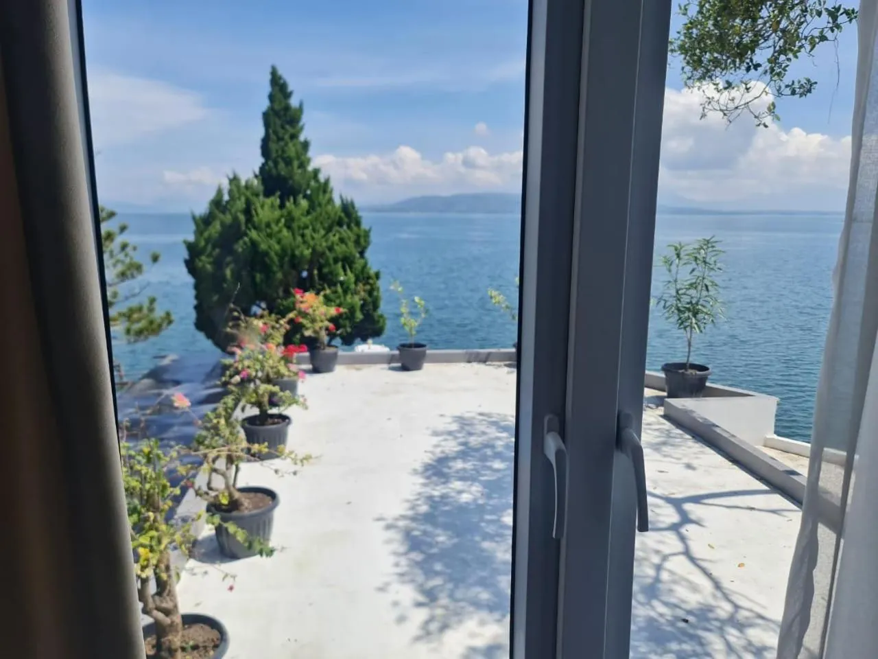 PURNAMA BALIGE HOTEL