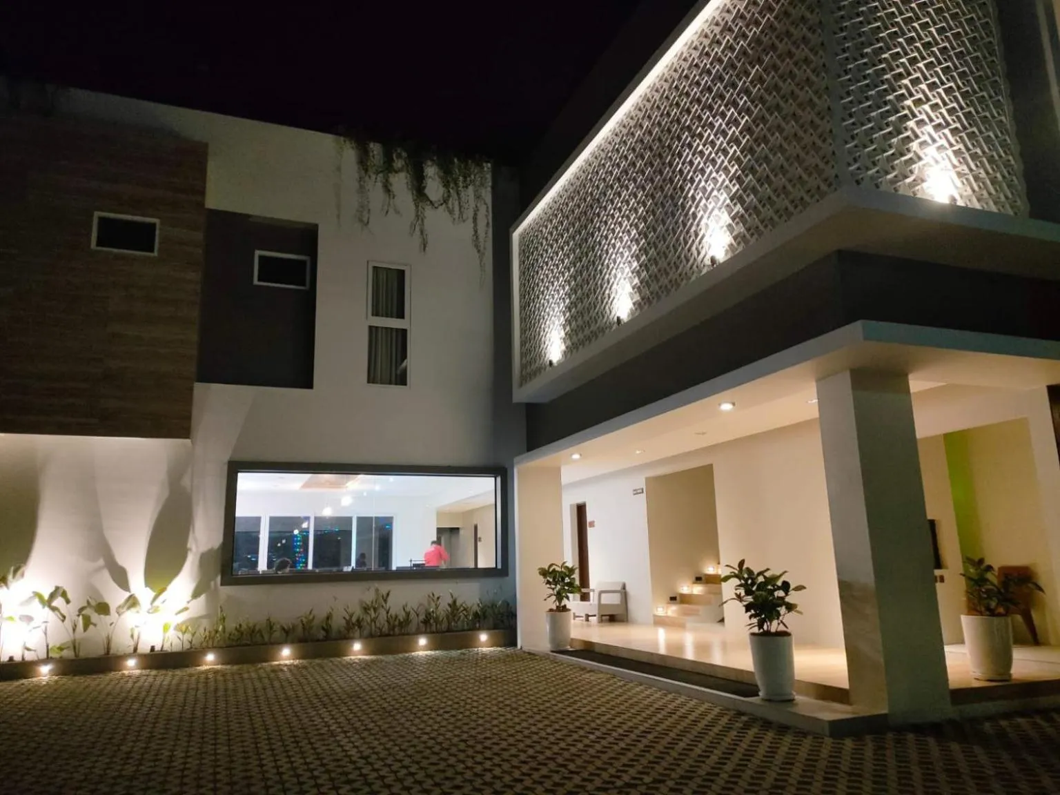 Property building in PURNAMA BALIGE HOTEL