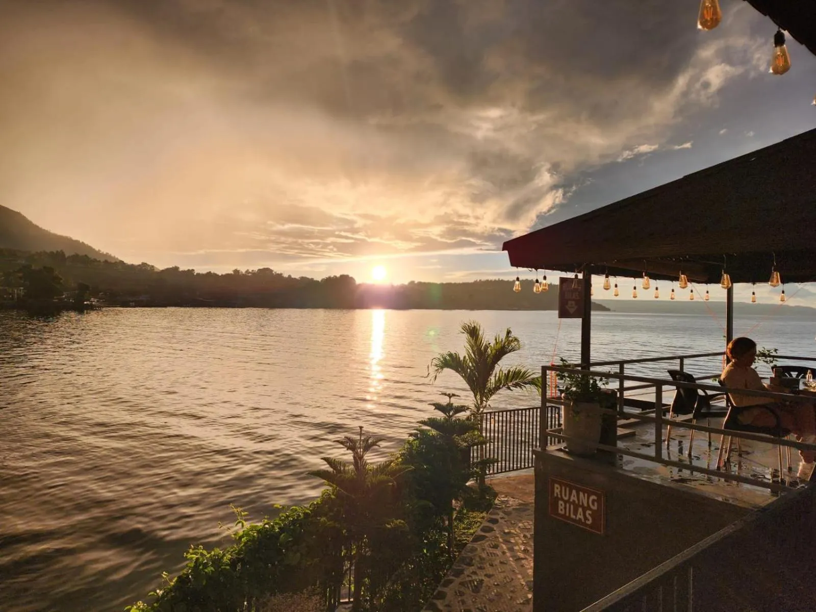 Lake view in PURNAMA BALIGE HOTEL