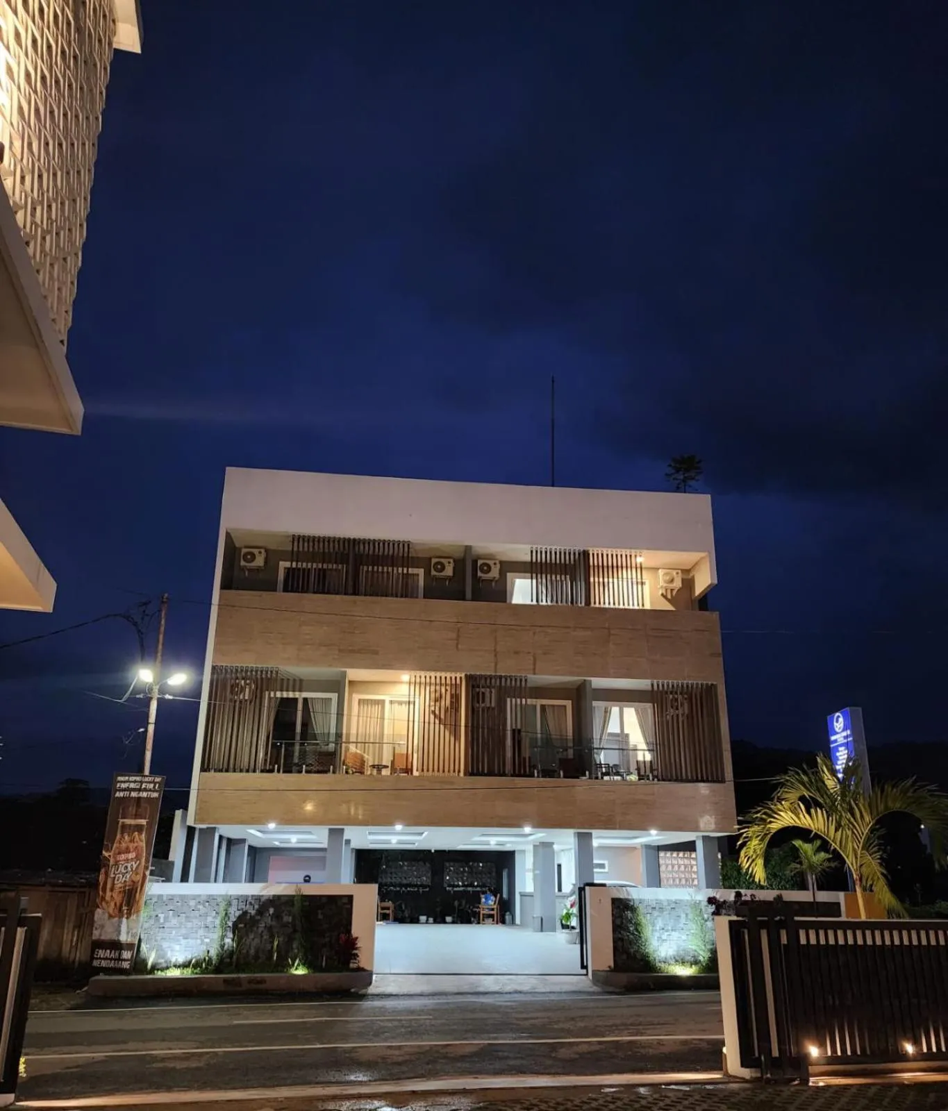 PURNAMA BALIGE HOTEL