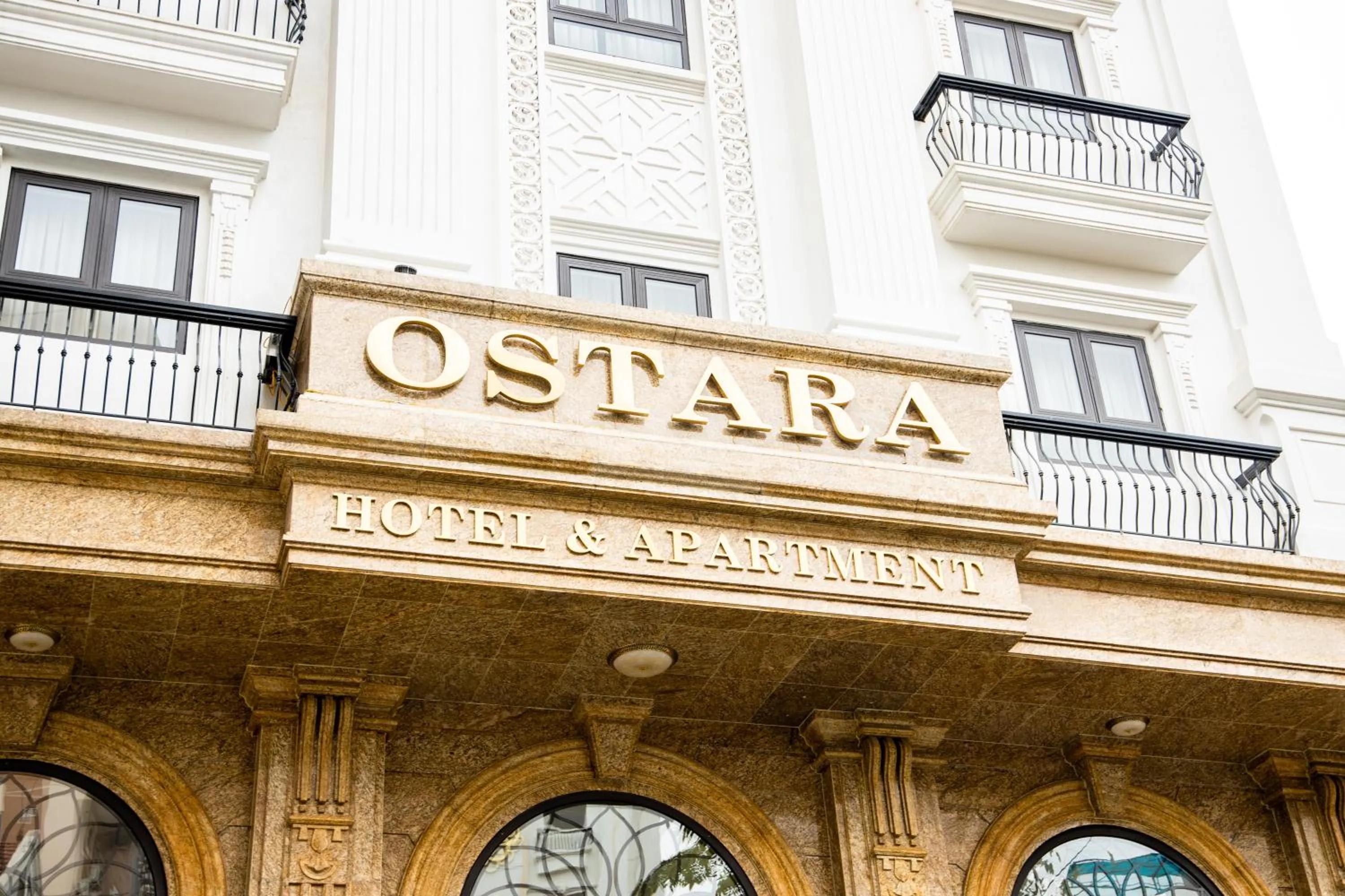 Property building in Ostara Hotel & Apartment