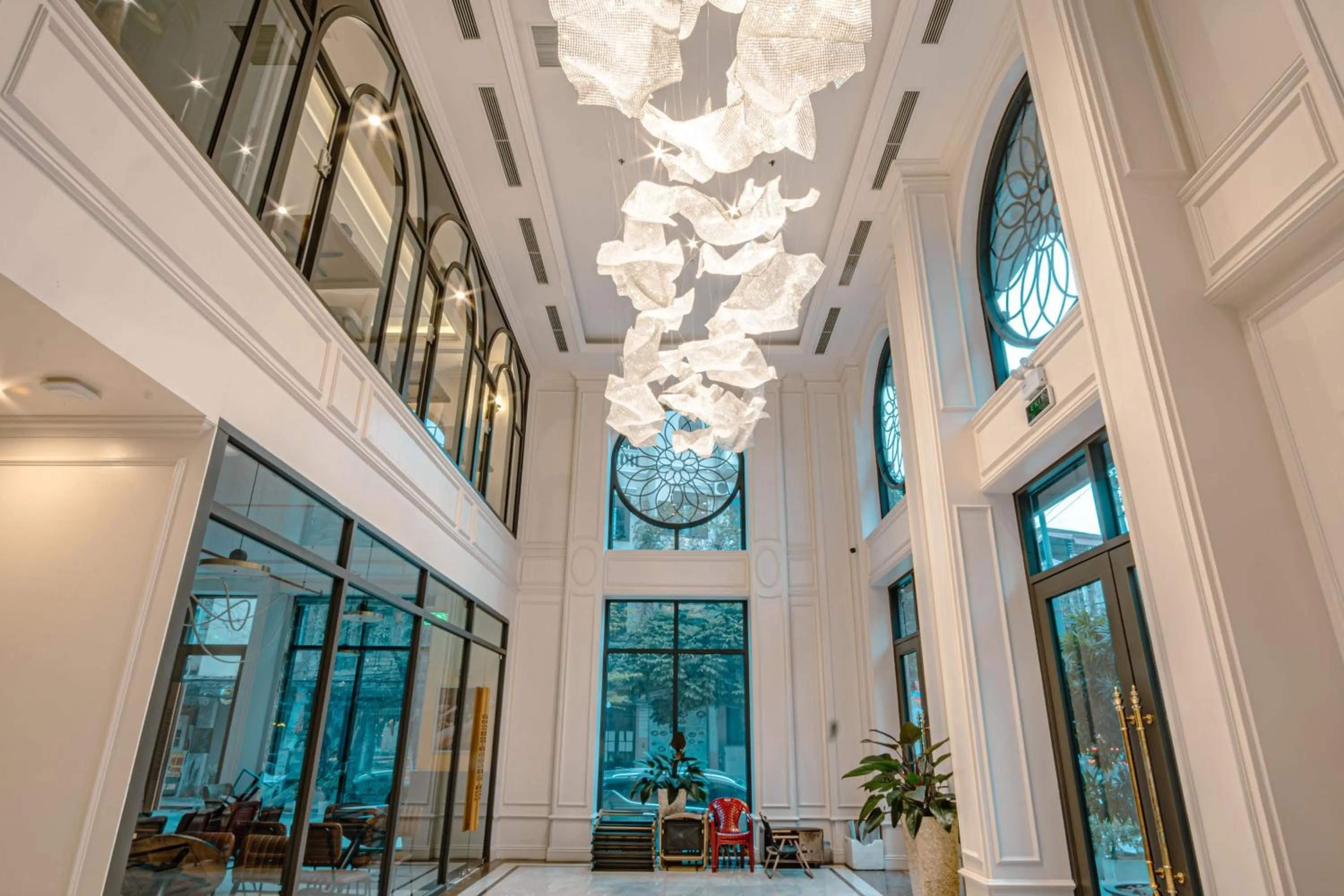 Communal lounge/ TV room in Ostara Hotel & Apartment