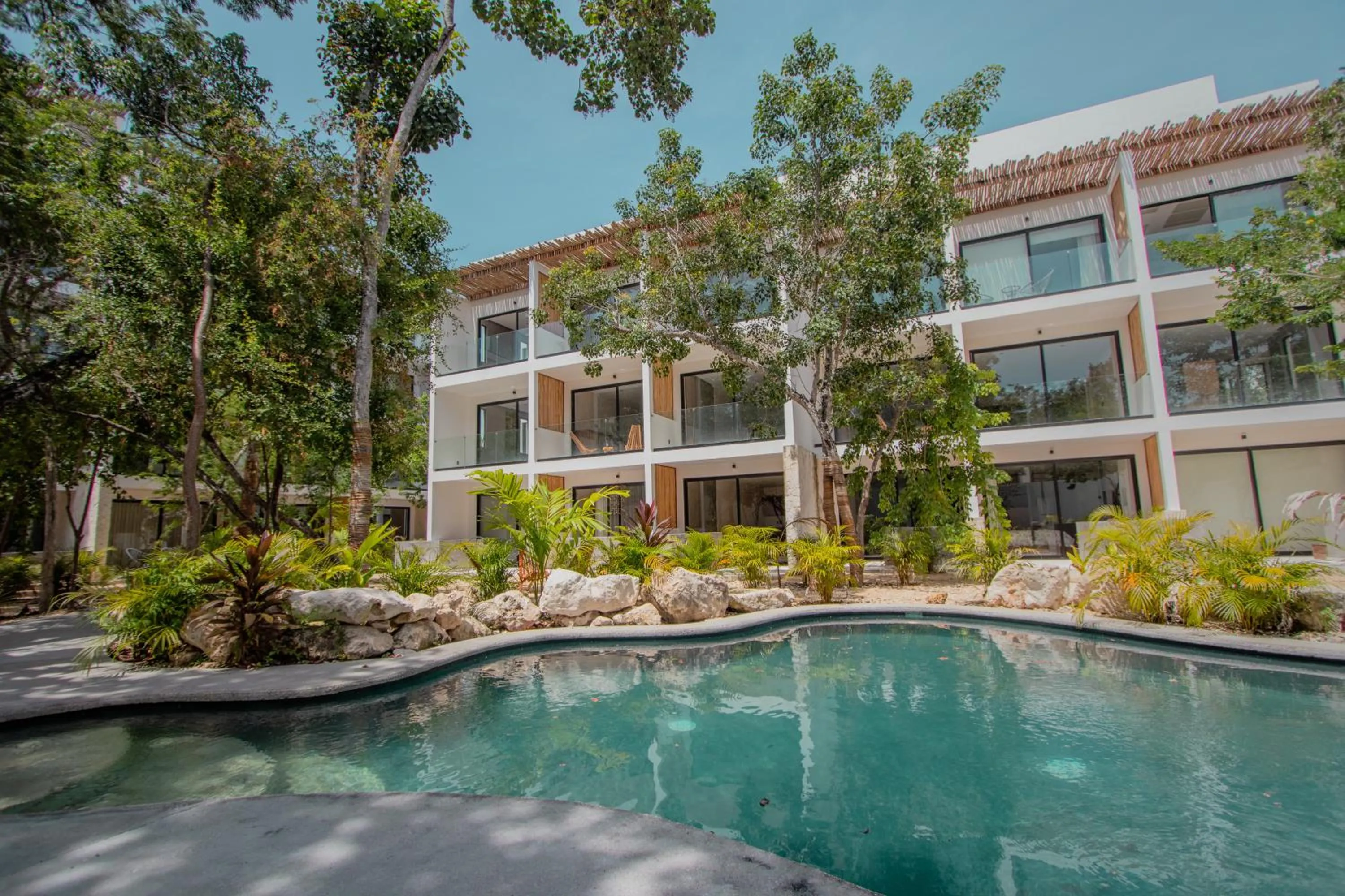 Swimming pool in Erena Tulum