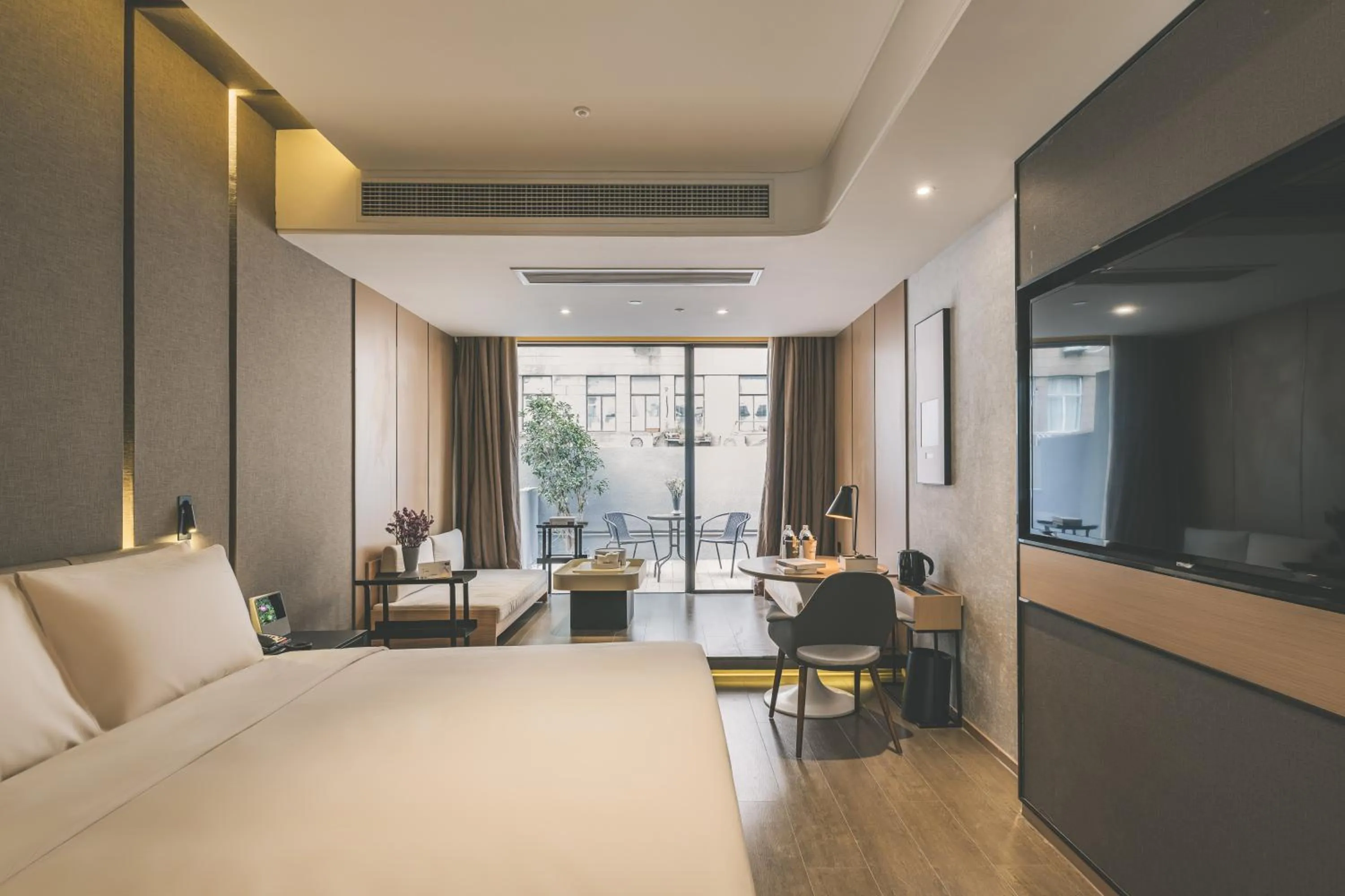 Atour Hotel Nanjing East Road, The Bund-Self-service free laundry-Free Night Snacks