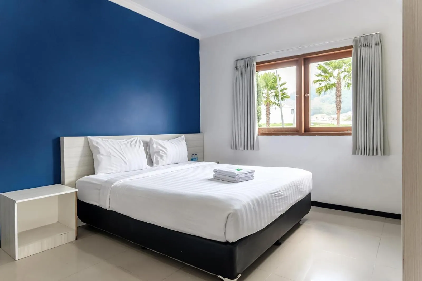 Bedroom, Bed in TwoSpaces Living at Panorama Villas