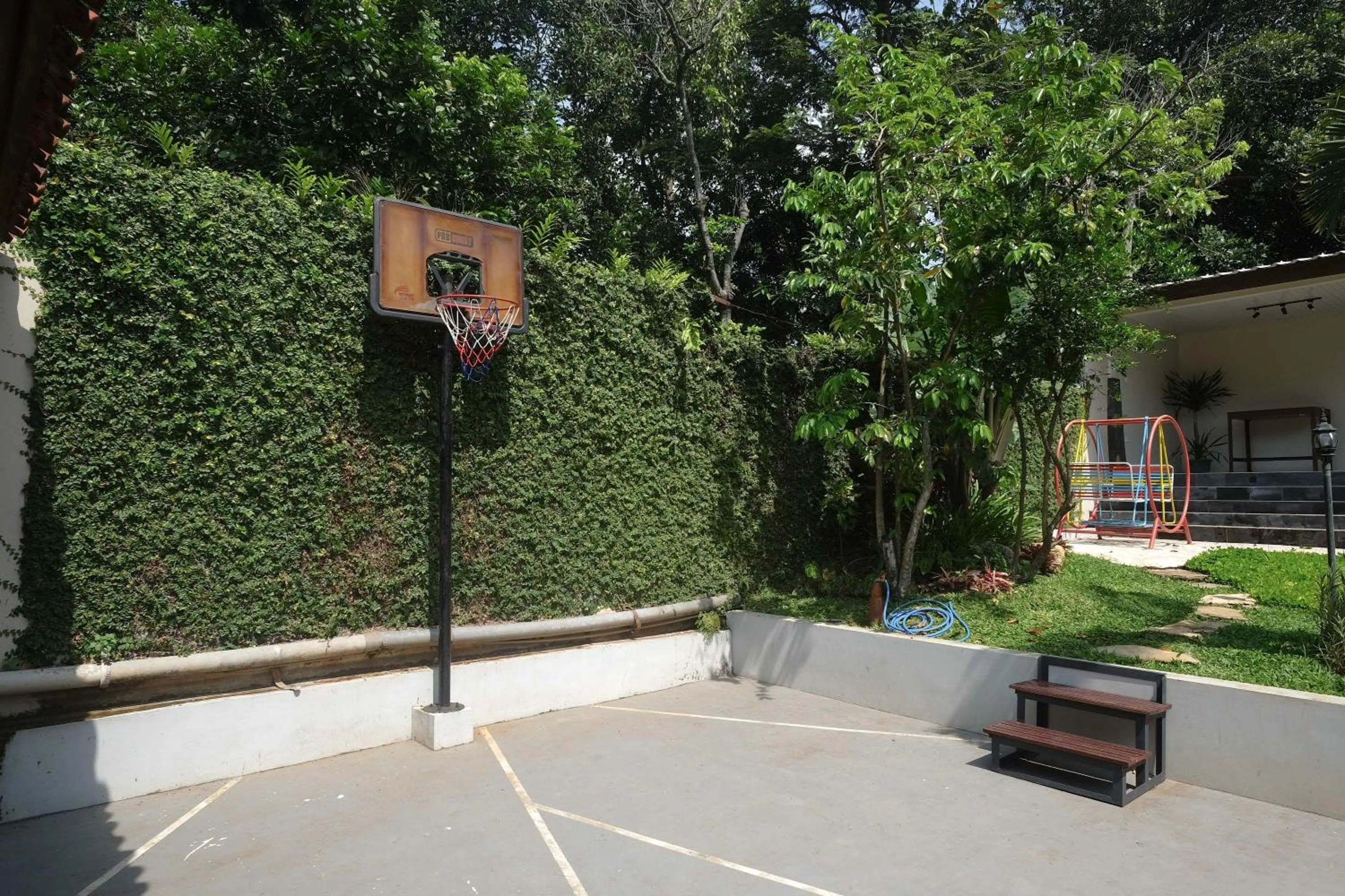 Sports in SAREH VILLA by The Lavana