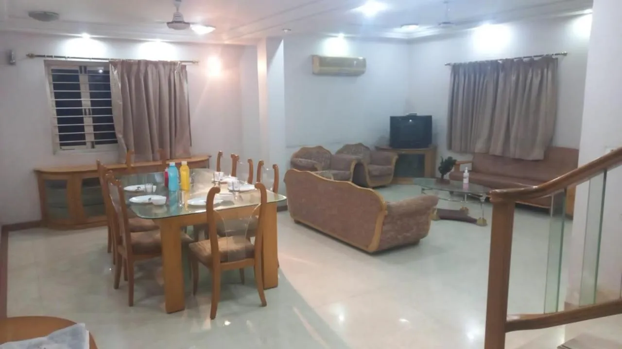Seating area in Elis Hospitality Service Parth Bungalow