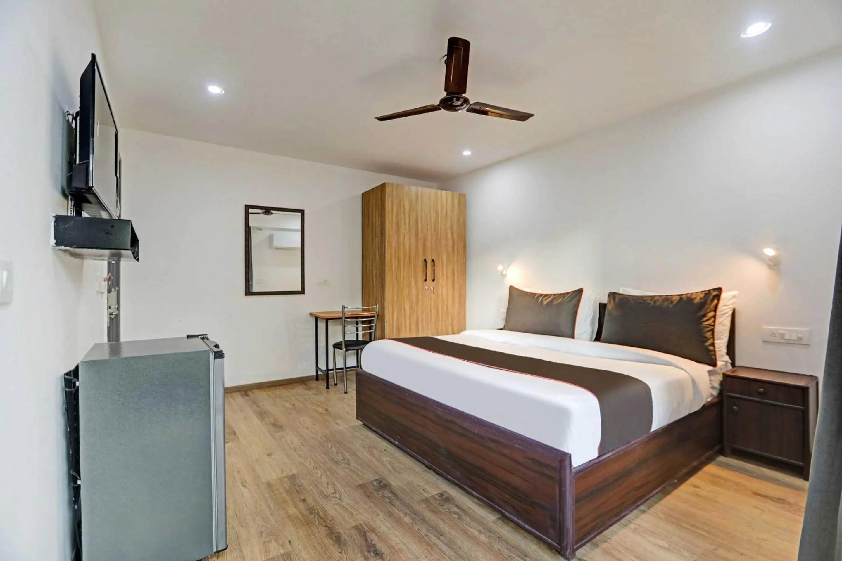 Bedroom, Bed in Townhouse CLOUD BAY