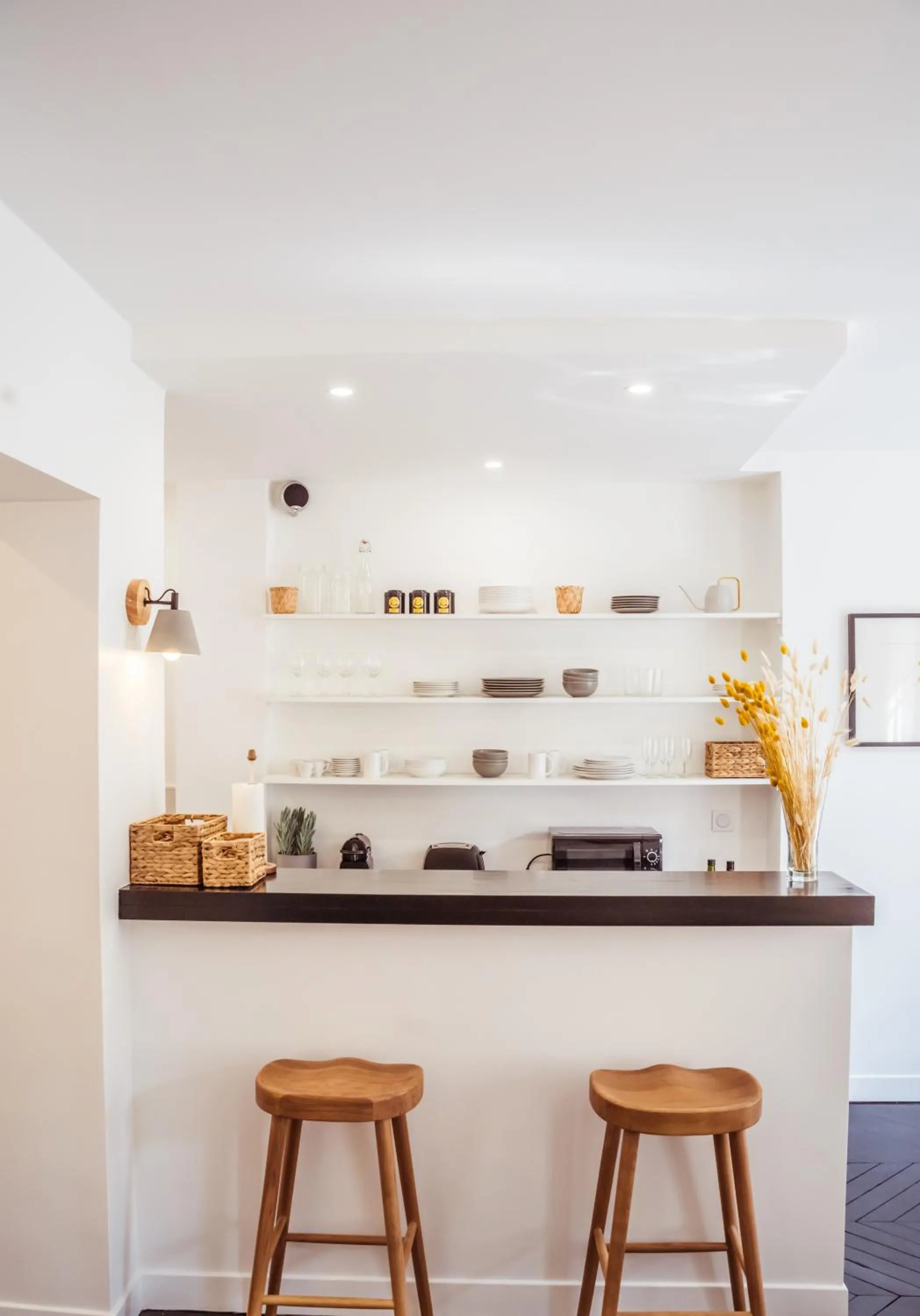 Kitchen or kitchenette in Newly Remodeled 2Bed APT with Elevator - Mobility Lease for Students and Work ONLY- Minimum 30 night stays