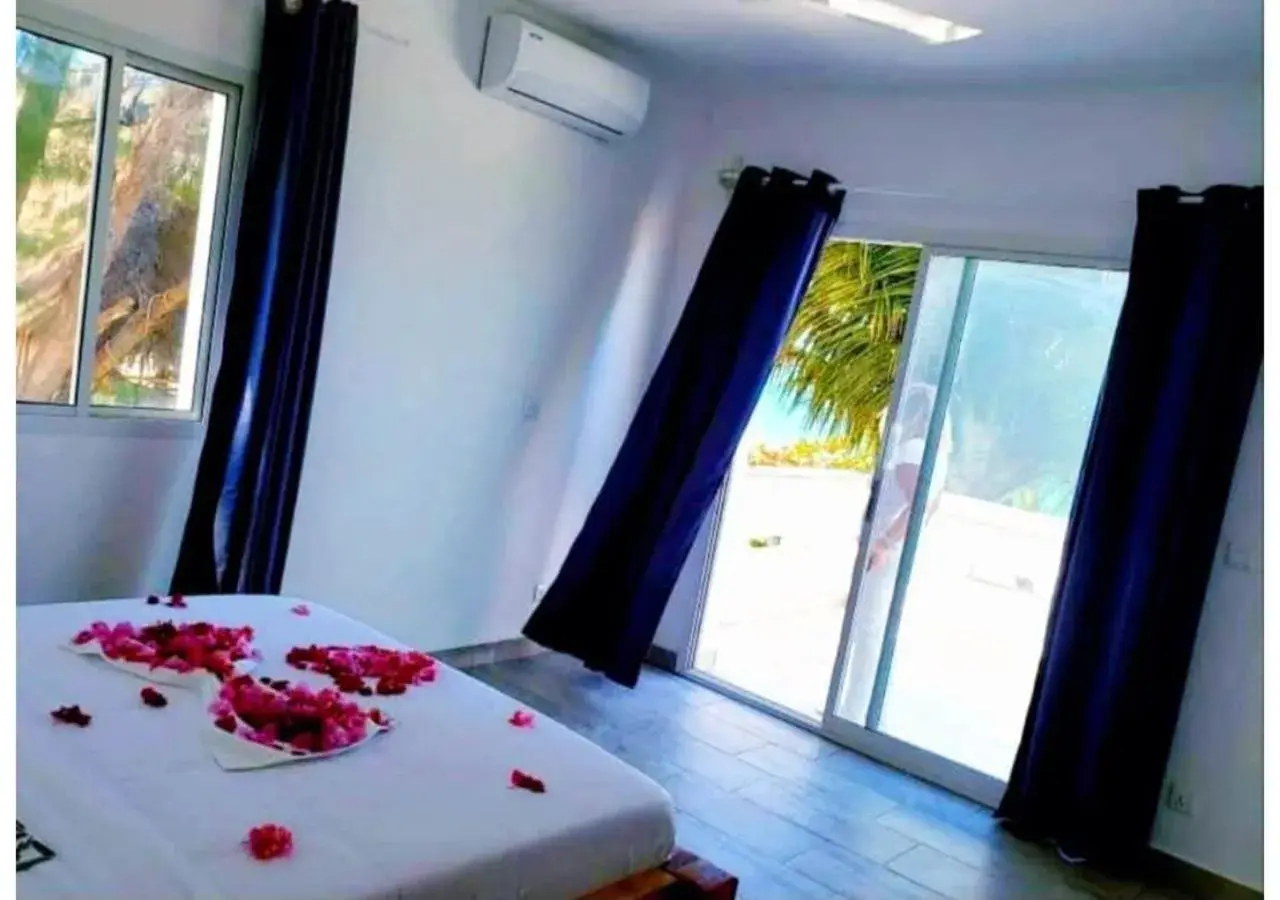 Superior Double or Twin Room with Sea View in Sipano Beach Lodge Kiwengwa Superior Double or Twin Room with Sea View in Sipano Beach Lodge Kiwengwa