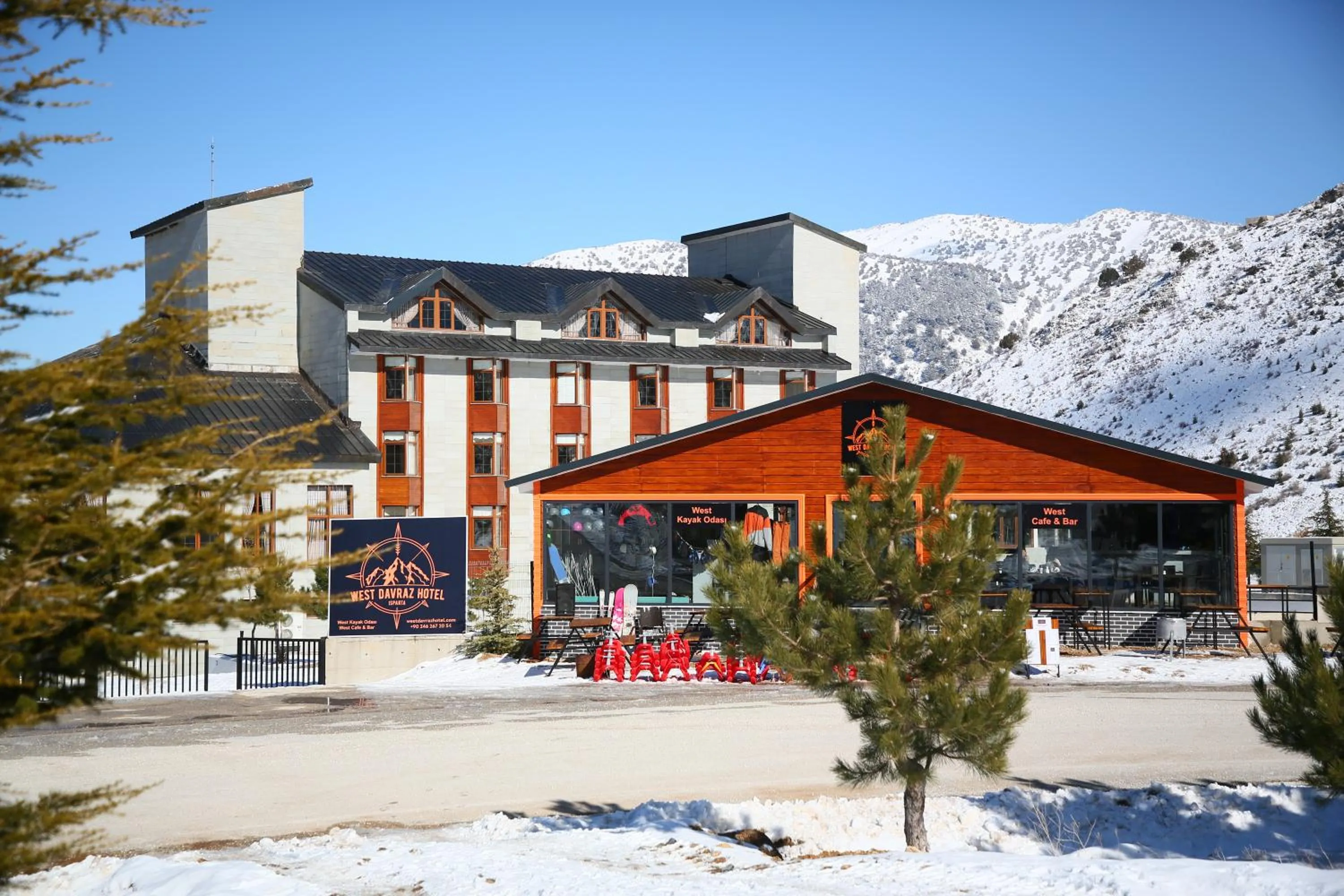 Property building in West Davraz Hotel