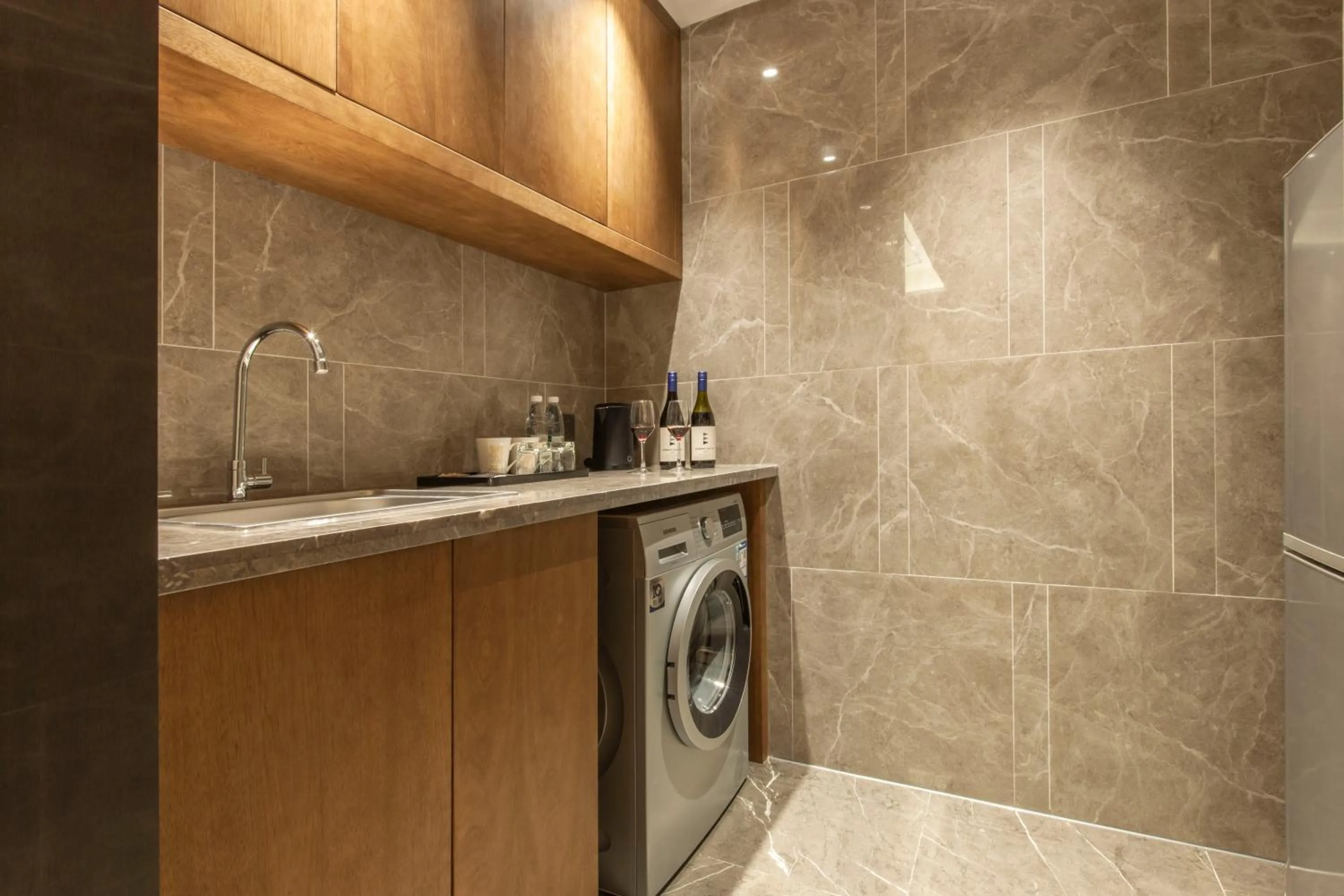 Kitchen or kitchenette in SSAW Boutiquel Hotel Xizi